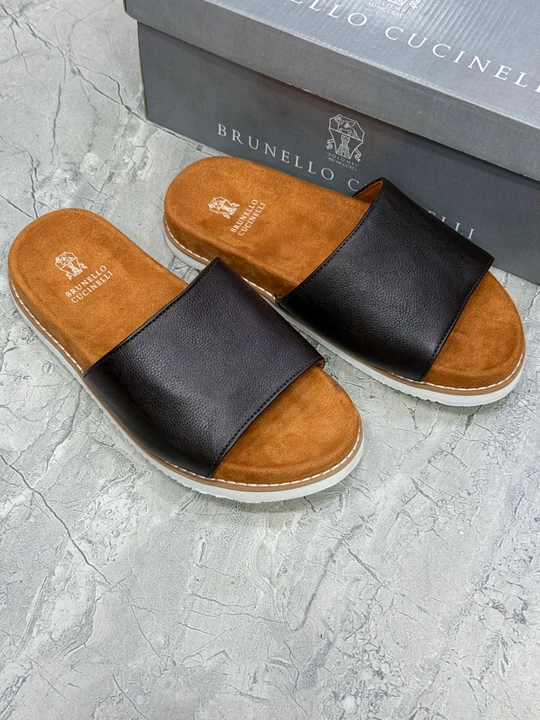 Brunello Cucinelli erkaklar shippaklari, yengil va qulay