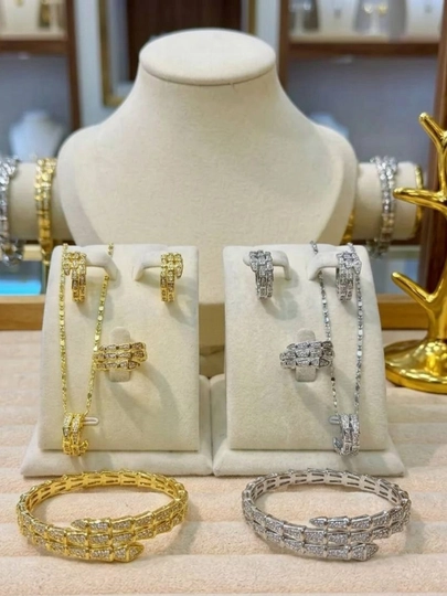 Bvlgari, аксессуары Bvlgari, комплект Bvlgari, ювелирные изделия