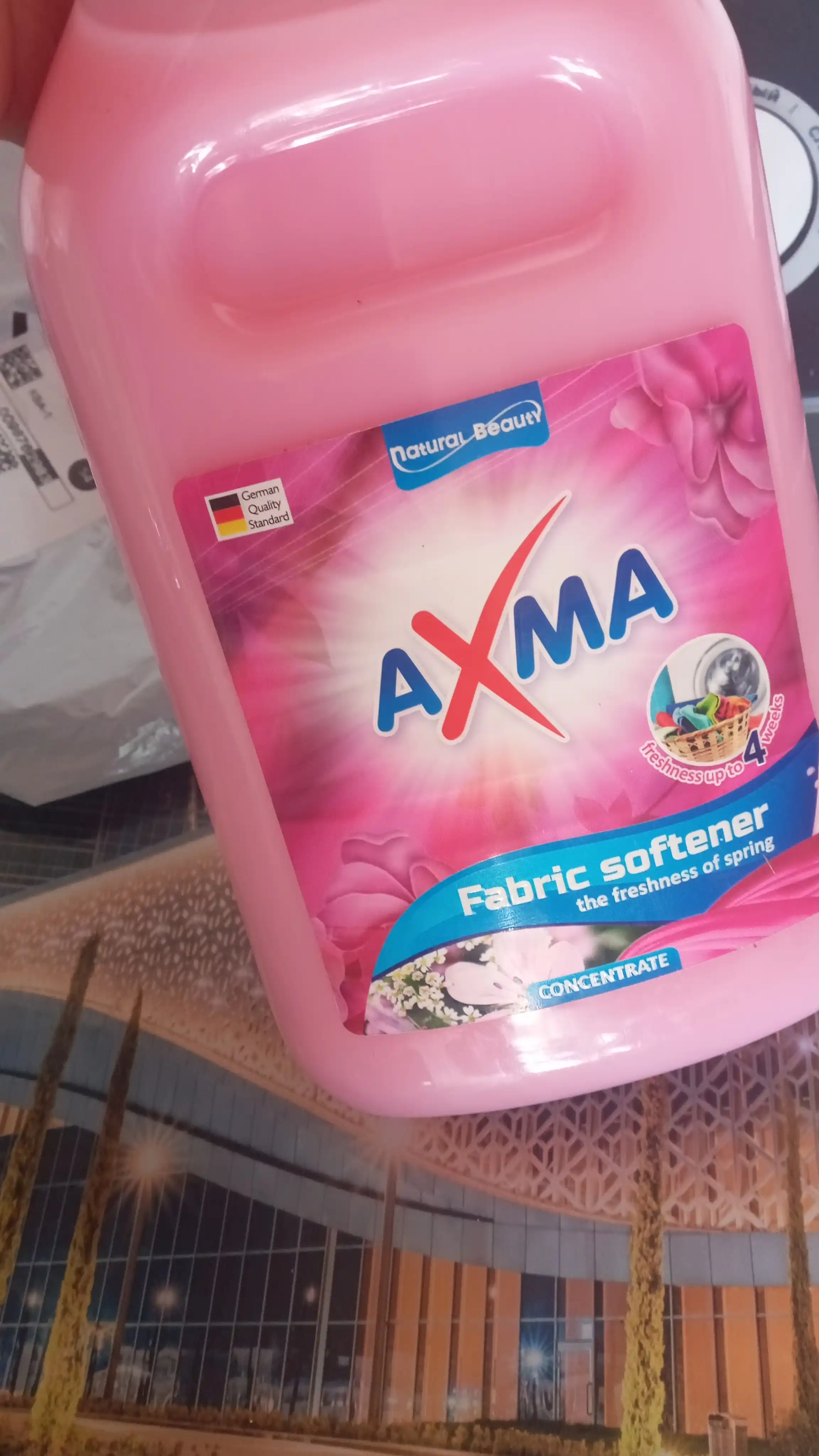 Кондиционер для белья AXMA, Свежесть весны 1,5 литр