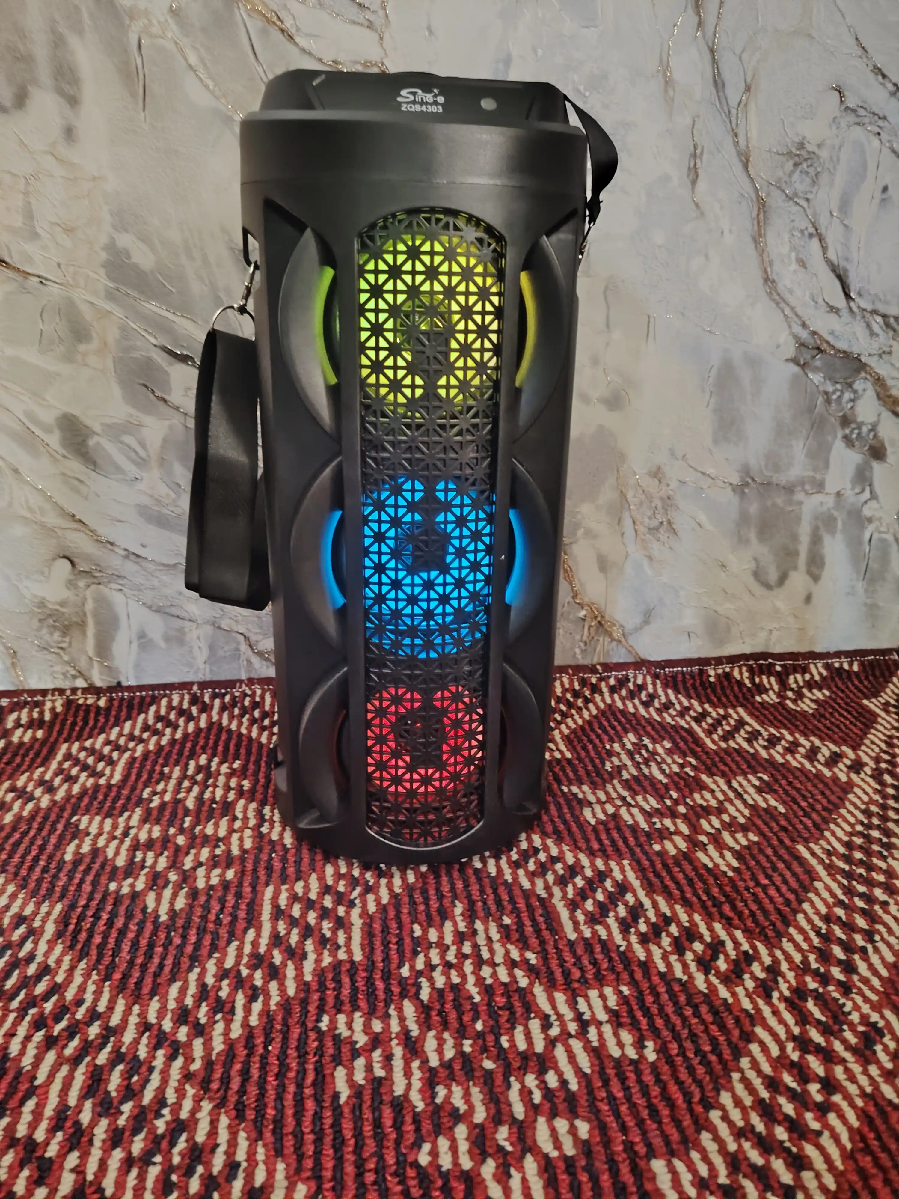 Katta Bluetooth simsiz karnay, karaoke, RGB yoritish, mikrofon va pult bilan
