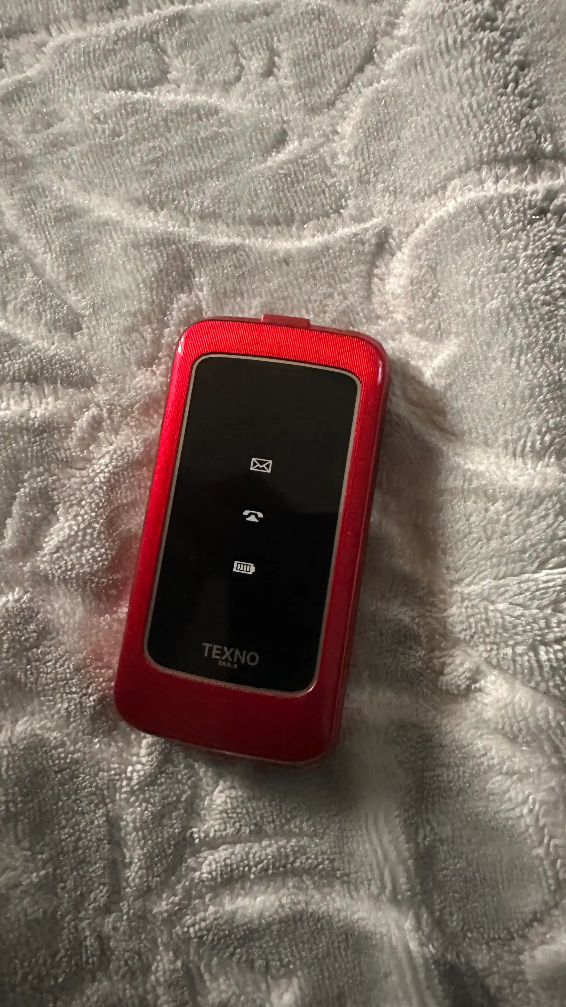Кнопочный телефон Texno Max 22S