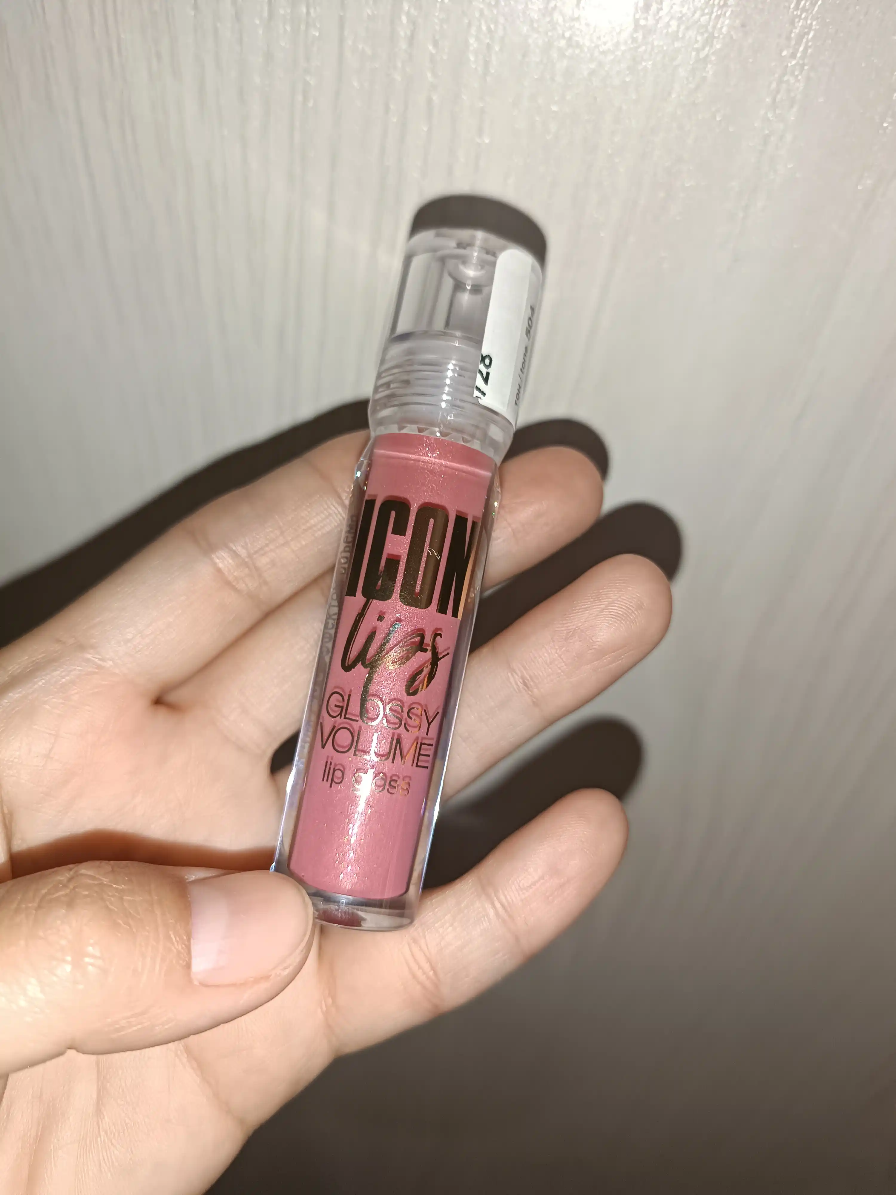 Icon Lips Luxvisage,  блеск для губ с эффектом объема