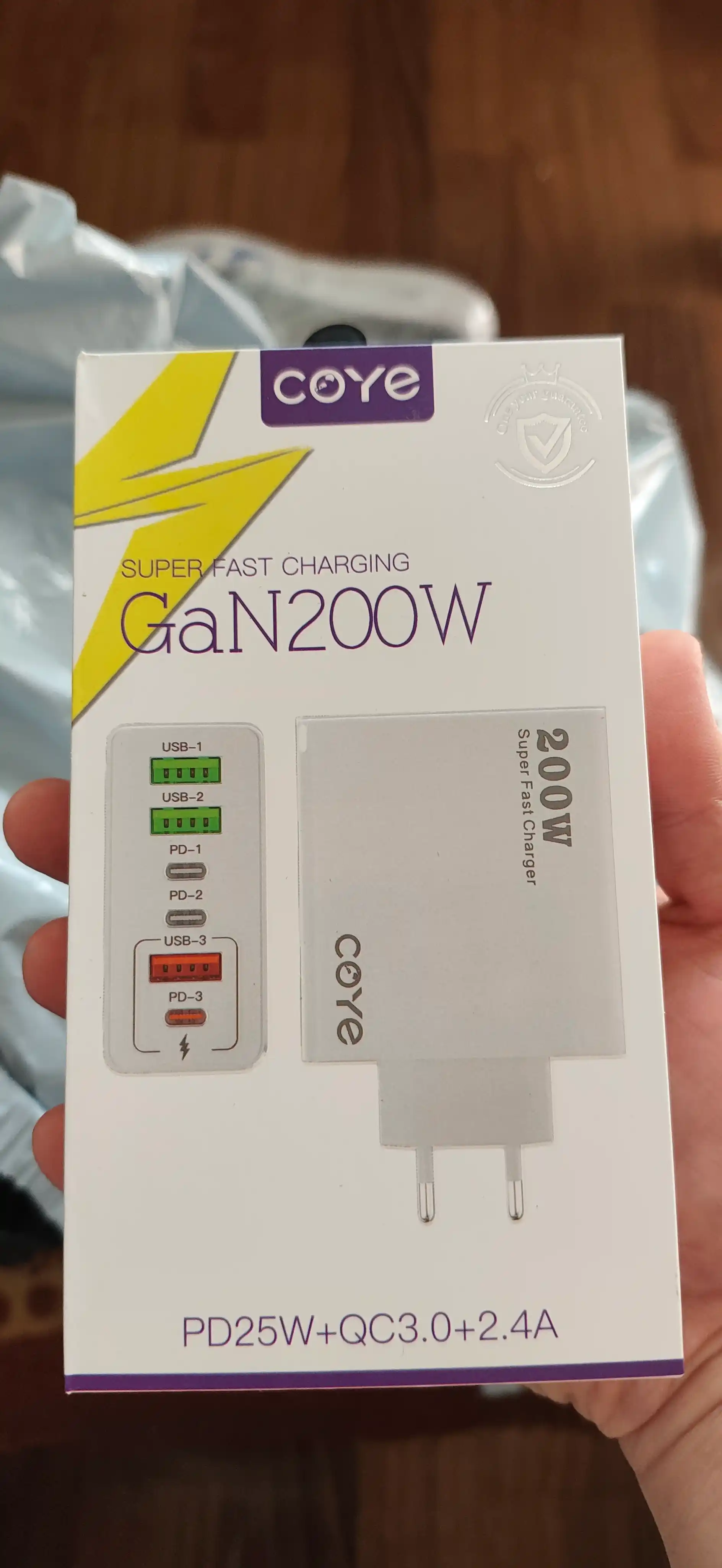 Блок питания, 200W,  6 портов (USB-A и Type-C PD) TURBO зарядка,адаптер, зарядчик