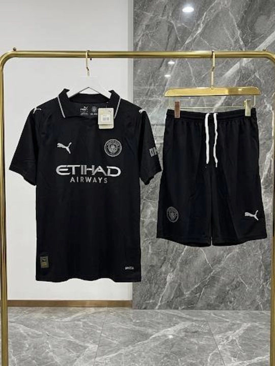 Turli klublarning 25/26-mavsumdagi futbol formalari, S-XXL o‘lchamlari