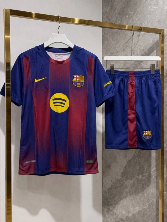 Turli klublarning 25/26-mavsumdagi futbol formalari, S-XXL o‘lchamlari