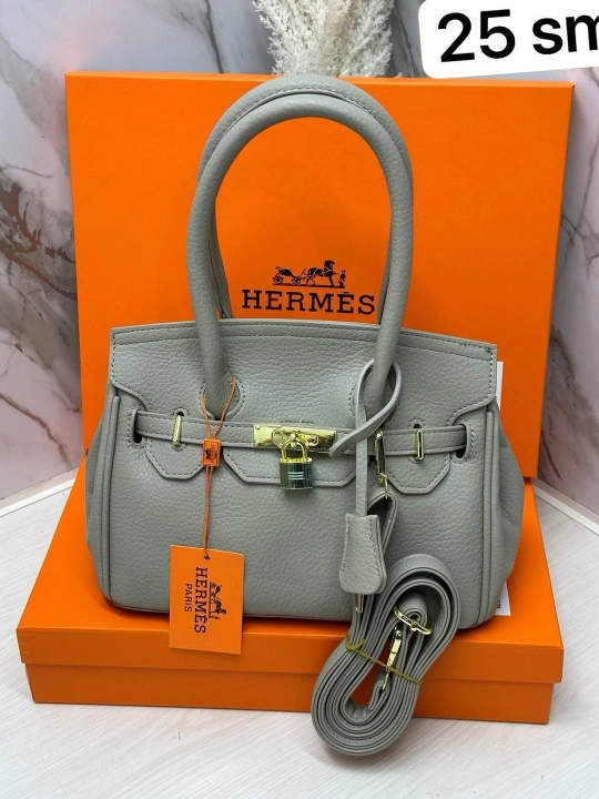 Ayollar uchun sumka Hermes uslubida, har kunlik foydalanish uchun mos