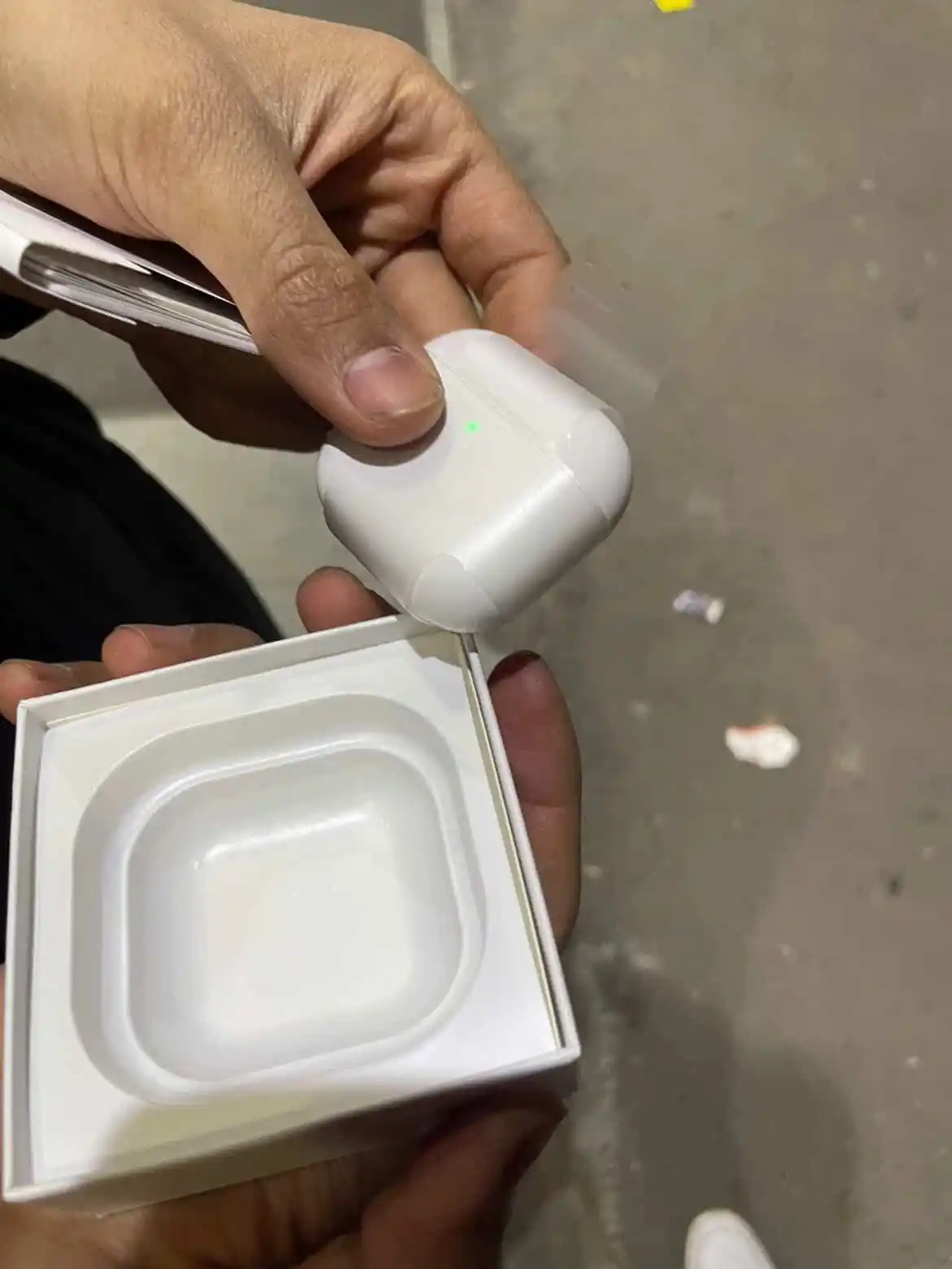 Simsiz quloqchin Pods 4 ANC bluetooth naushnik barcha smartfonlar uchun (ANC ishlaydi)