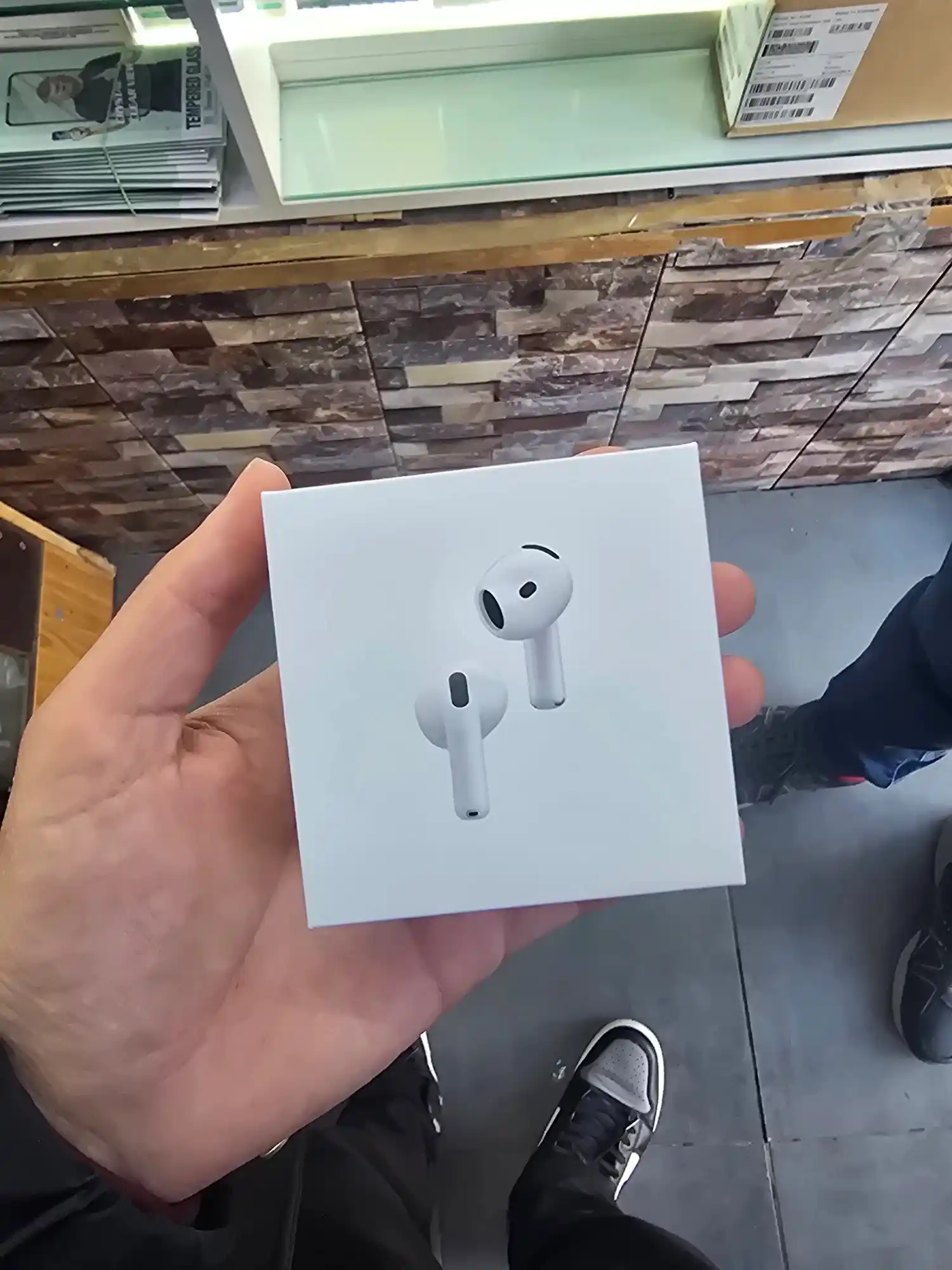 Simsiz quloqchin Pods 4 ANC bluetooth naushnik barcha smartfonlar uchun (ANC ishlaydi)