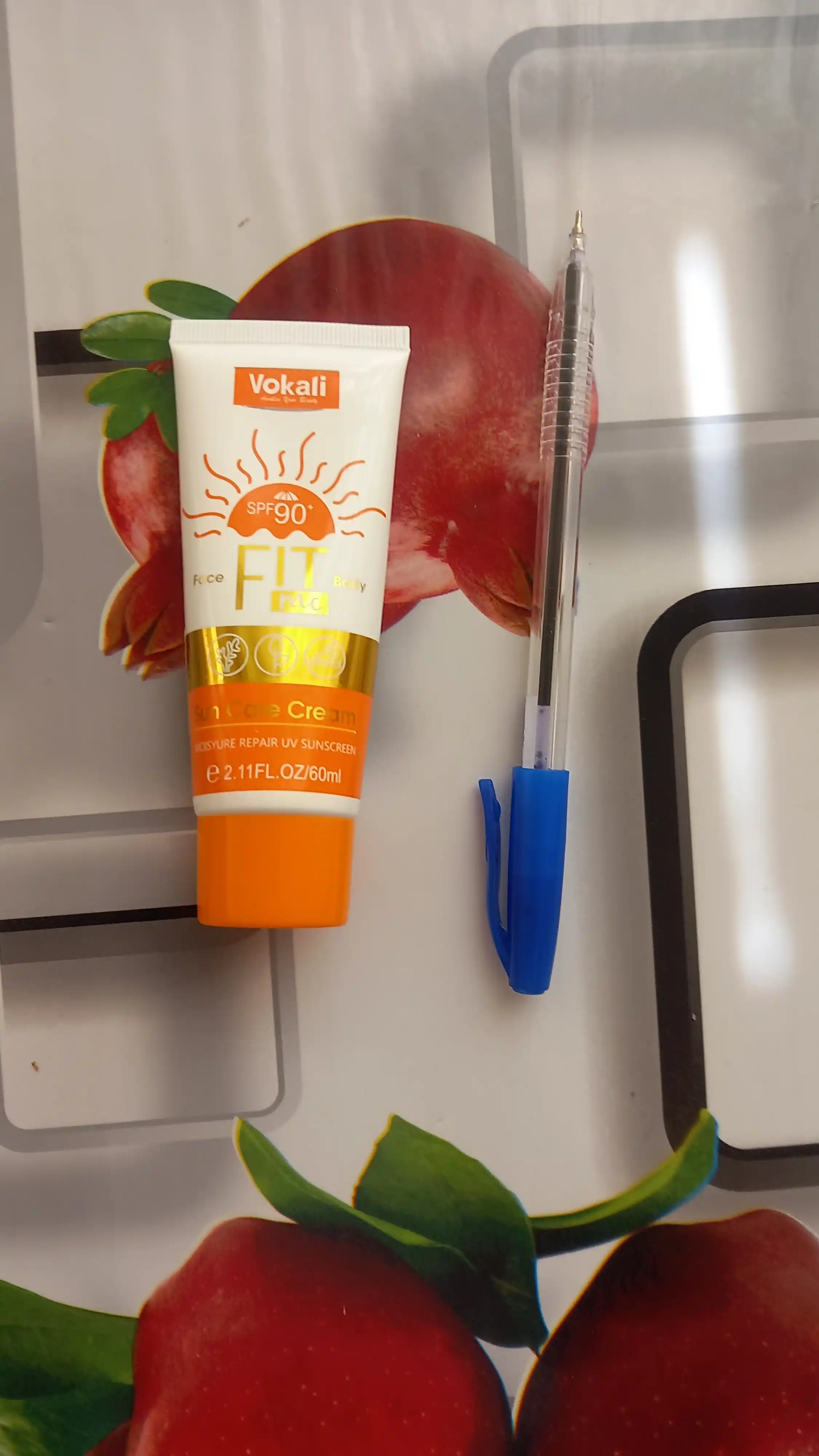 SPF krem yuz va tana uchun quyoshdan himoyalovchi SPF 65 / 75 / 90