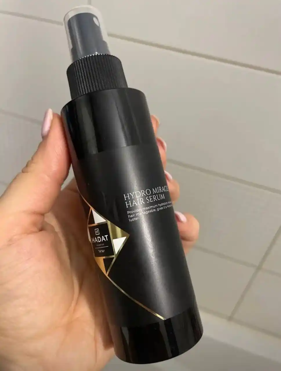 Спрей HADAT Miracle Hair Serum — несмываемая термозащита и зеркальный блеск, 110 мл