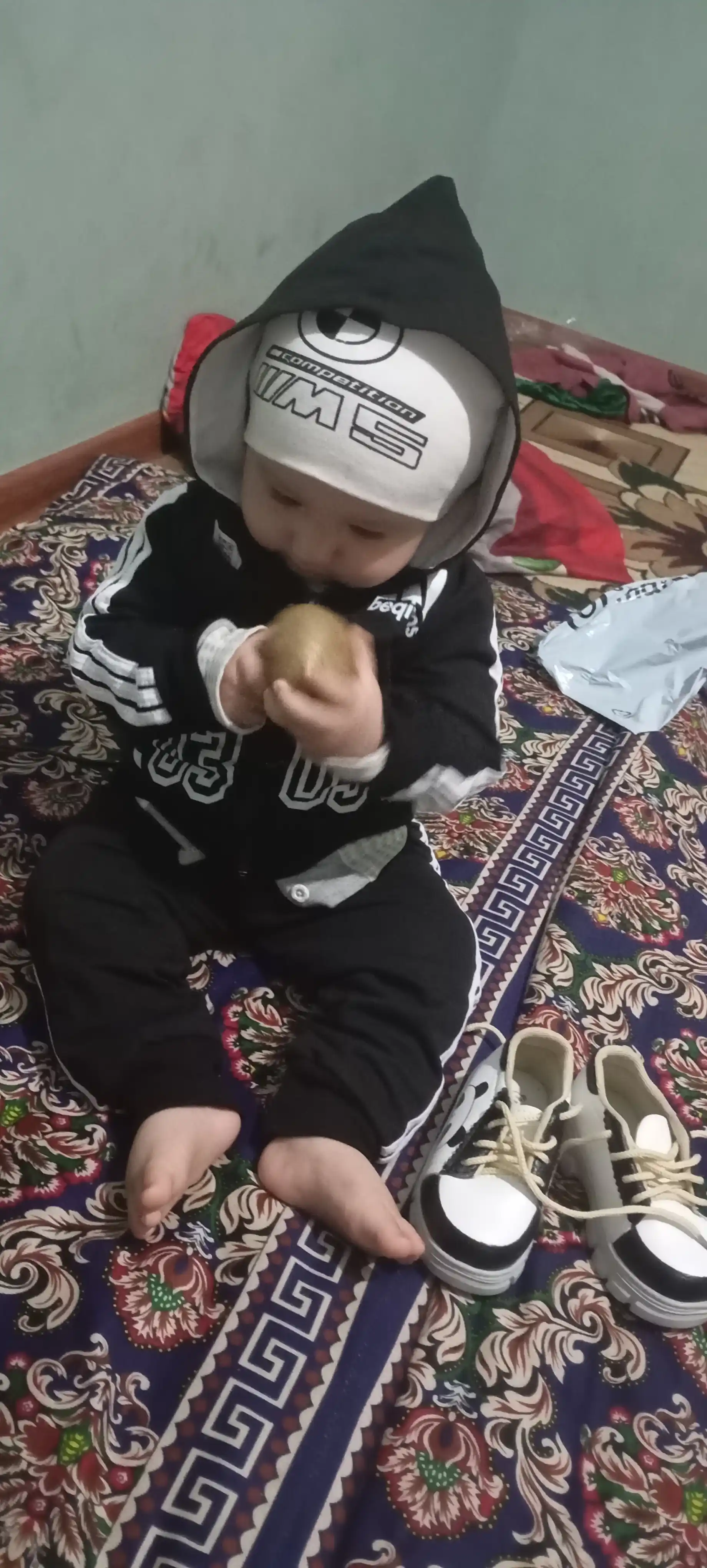O'g'il bolalar uchun sport kostyumi, uch qismli, 1-3 yoshli bolalar uchun