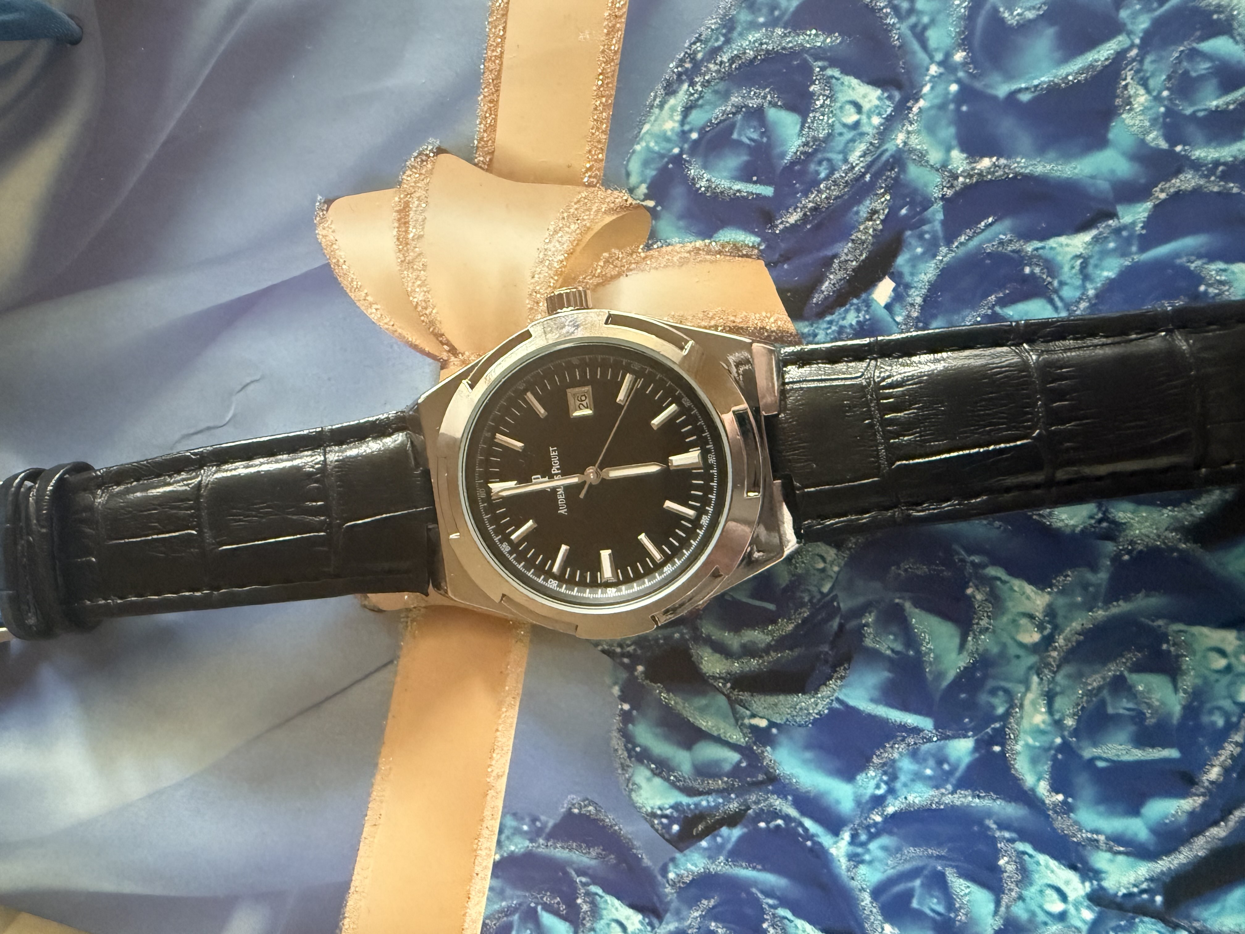 Audemars Piguet erkaklar uchun klassik qo‘l soati, taqvimli, kvarts mexanizm