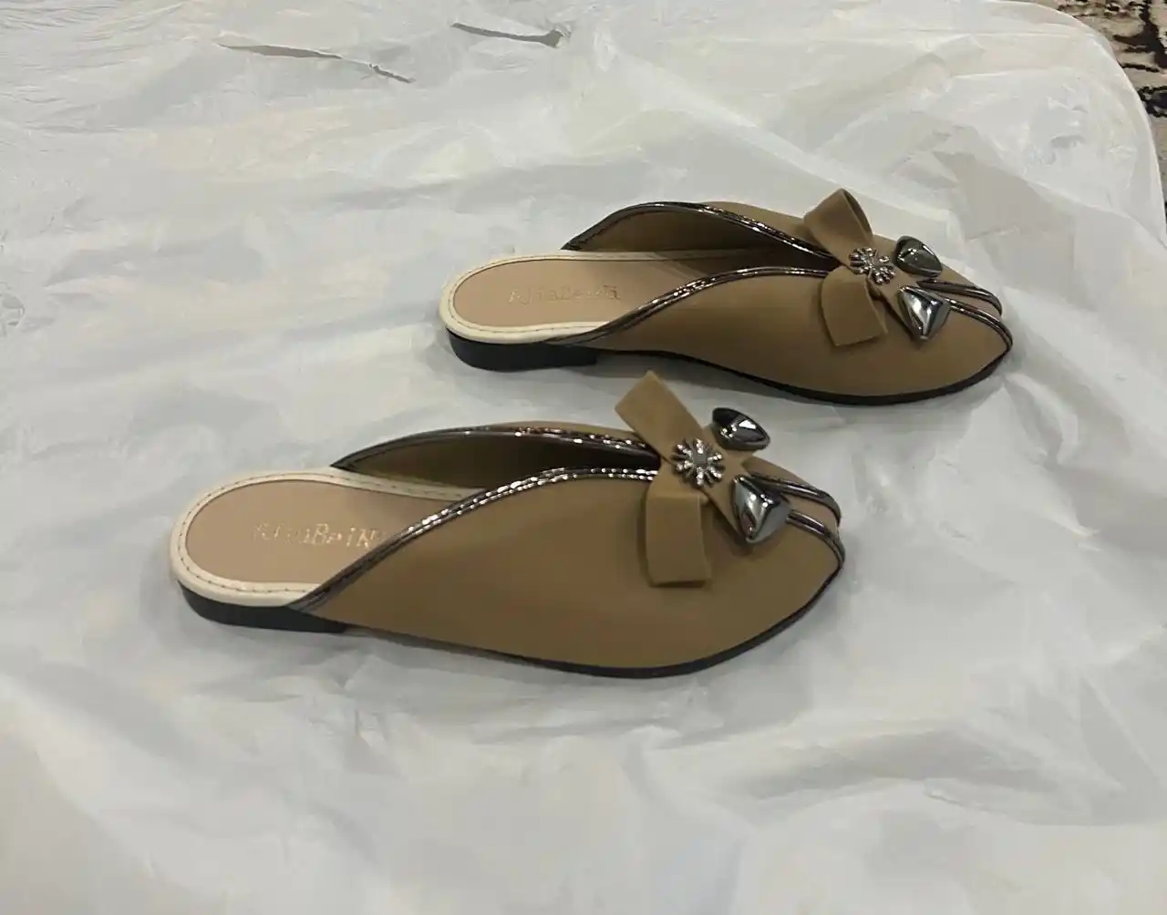 Домашние и уличные тапочки женские, весенние, летние и осенние 36-40