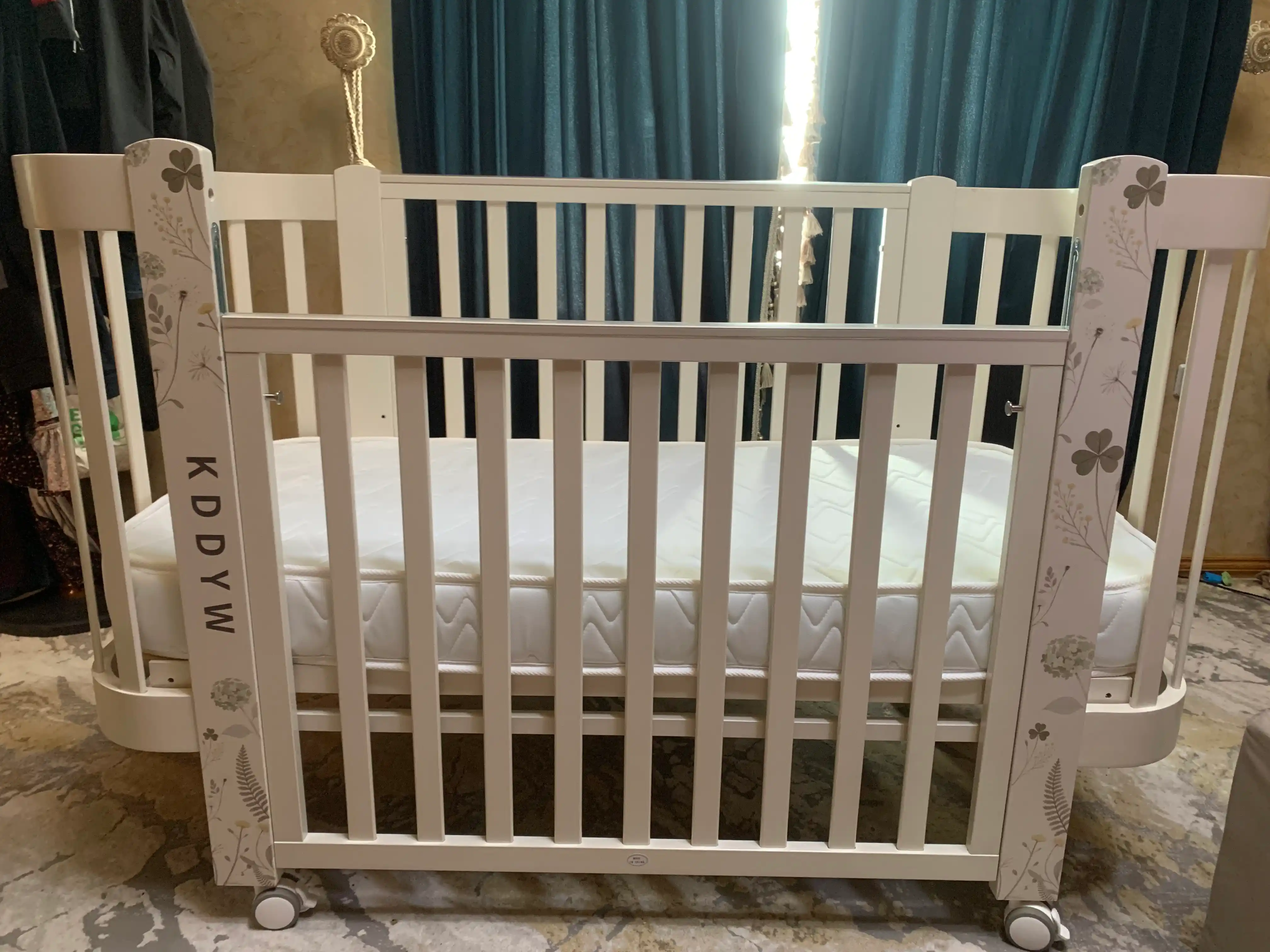 Chaqalog'ingiz uchun Mimibeldan "Baby love" krovati