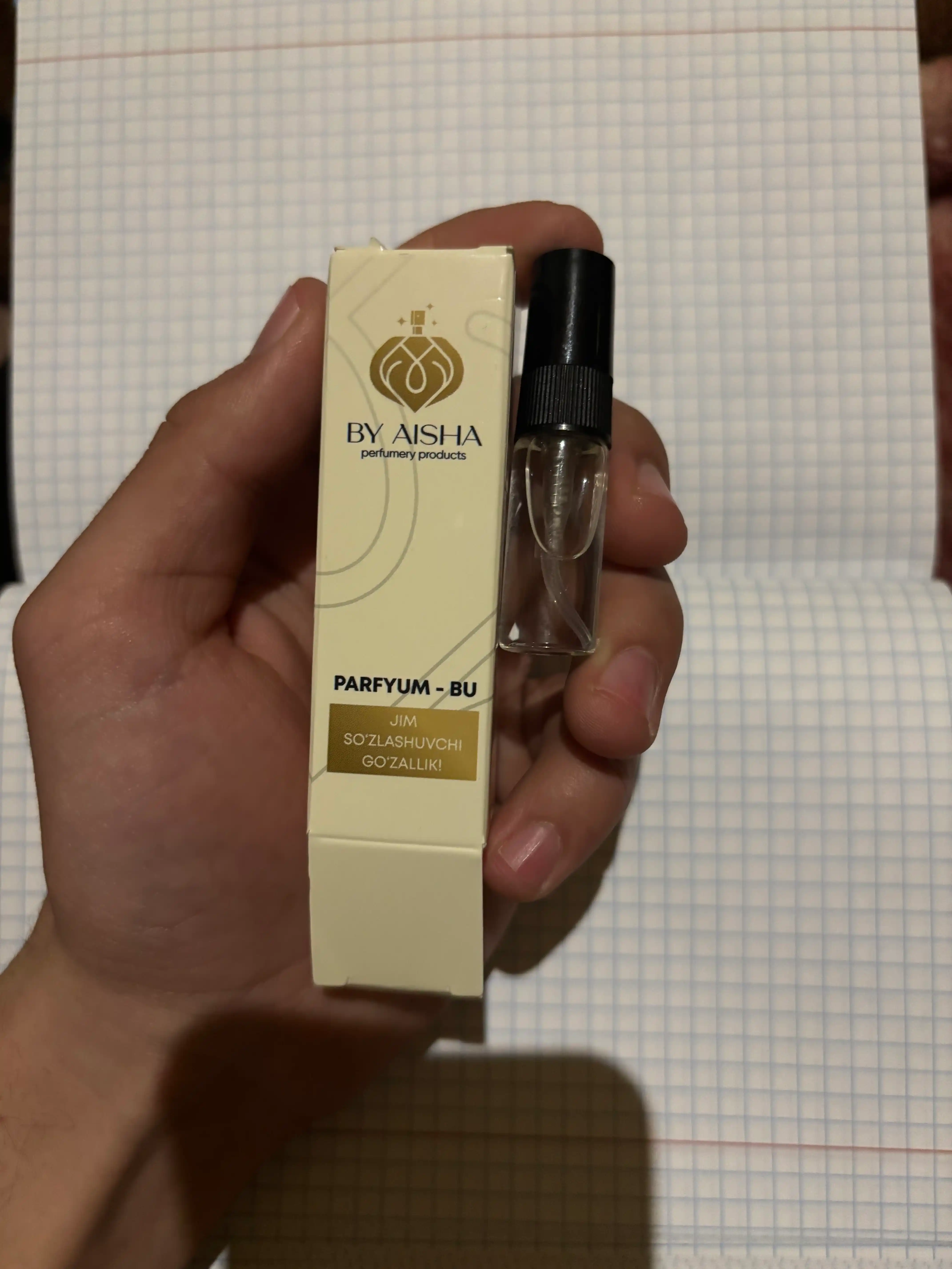 Atir Louis Vuitton Symphony, erkaklar va ayollar uchun