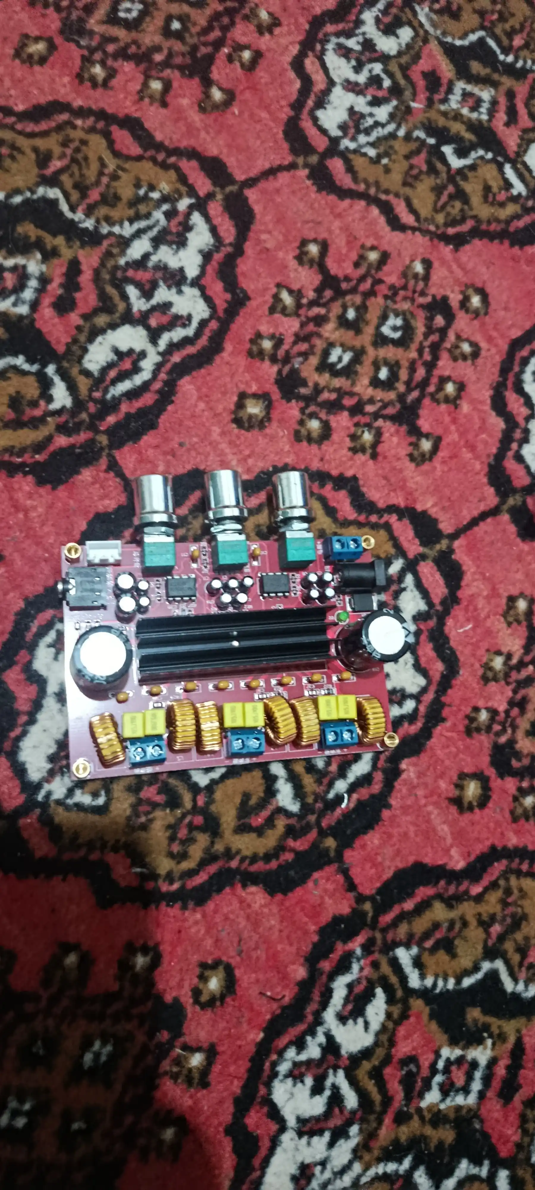 CS3835EO Аудиосистема 2.1: 2 × 60W стерео + 60W сабвуфер усилитель с выходом на сабвуфер