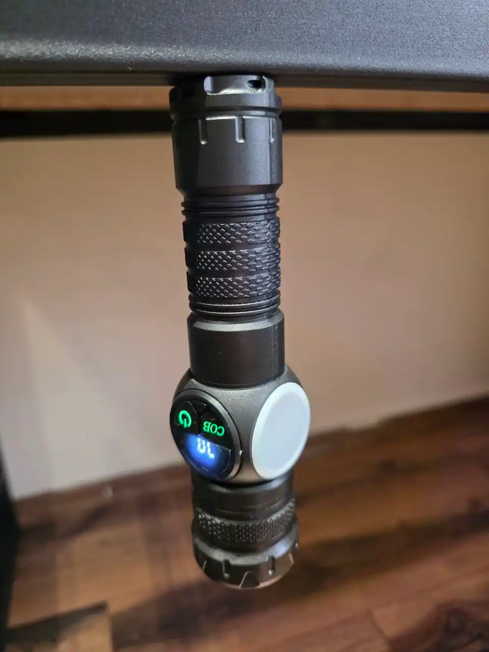 Qo‘l fonar LED, 5 rejim, PowerBank funksiyasi bilan
