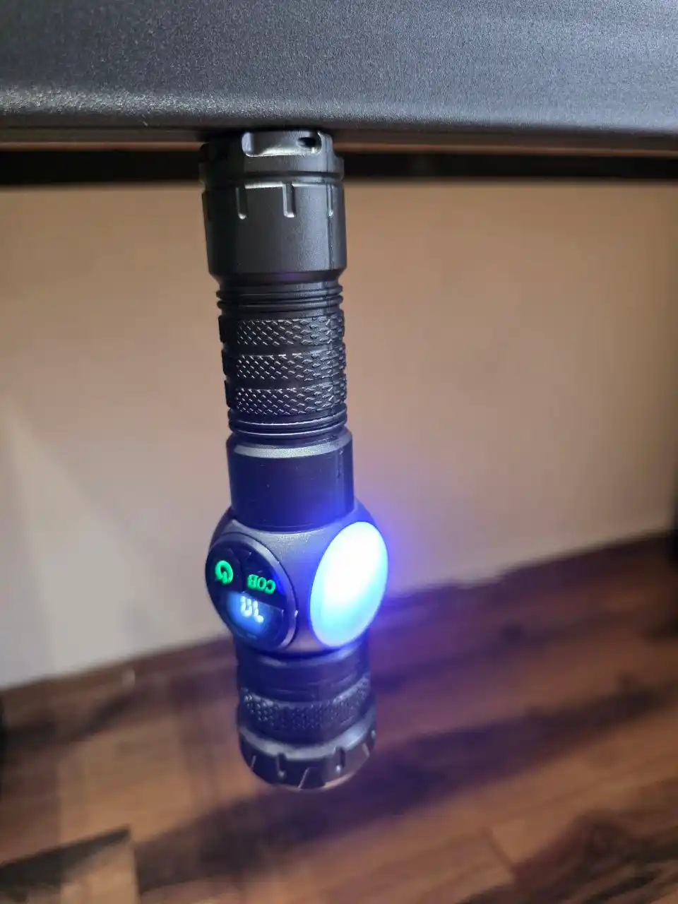 Qo‘l fonar LED, 5 rejim, PowerBank funksiyasi bilan