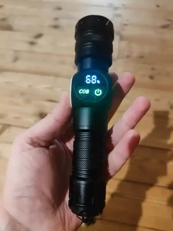 Qo‘l fonar LED, 5 rejim, PowerBank funksiyasi bilan