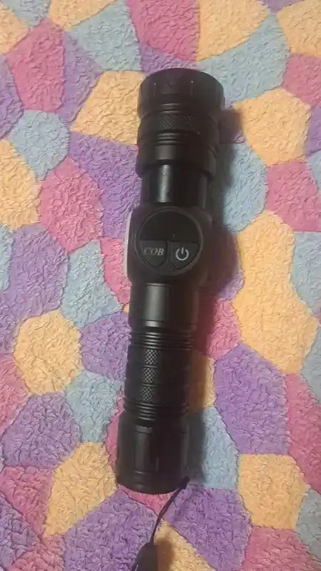Qo‘l fonar LED, 5 rejim, PowerBank funksiyasi bilan