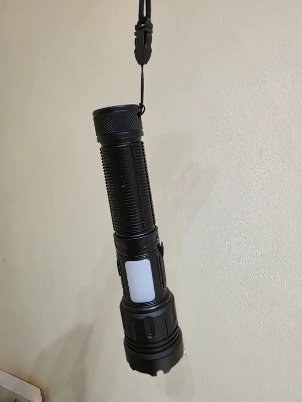 Qo'l chirog'i, 18650 akkumulyator va bilaguzuk bilan, 7 rejim, PowerBank va magnit bilan