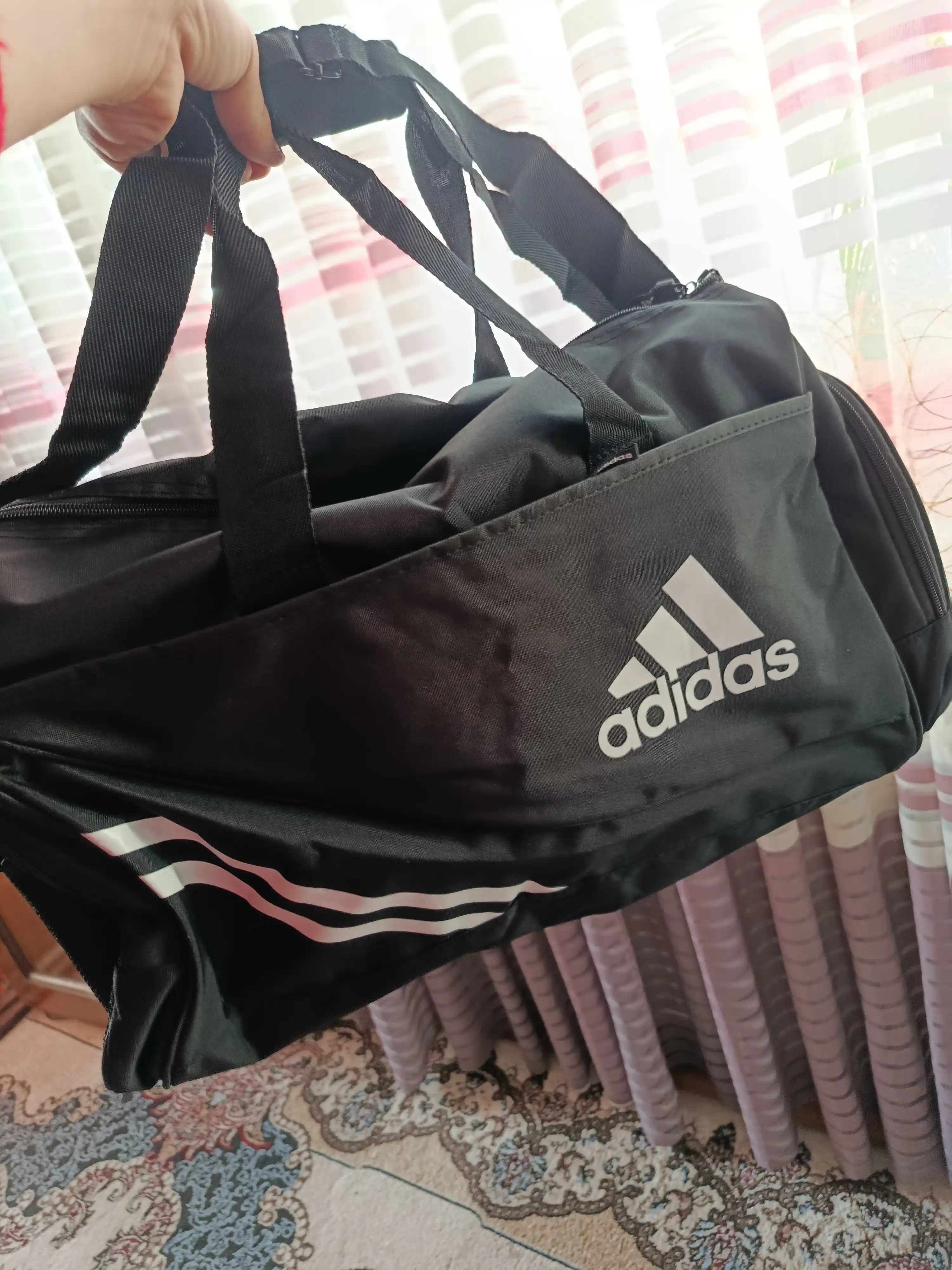 4 xil o'lchamdagi sport sumkasi, kundalik, sayohat va sport mashg'ulotlari uchun