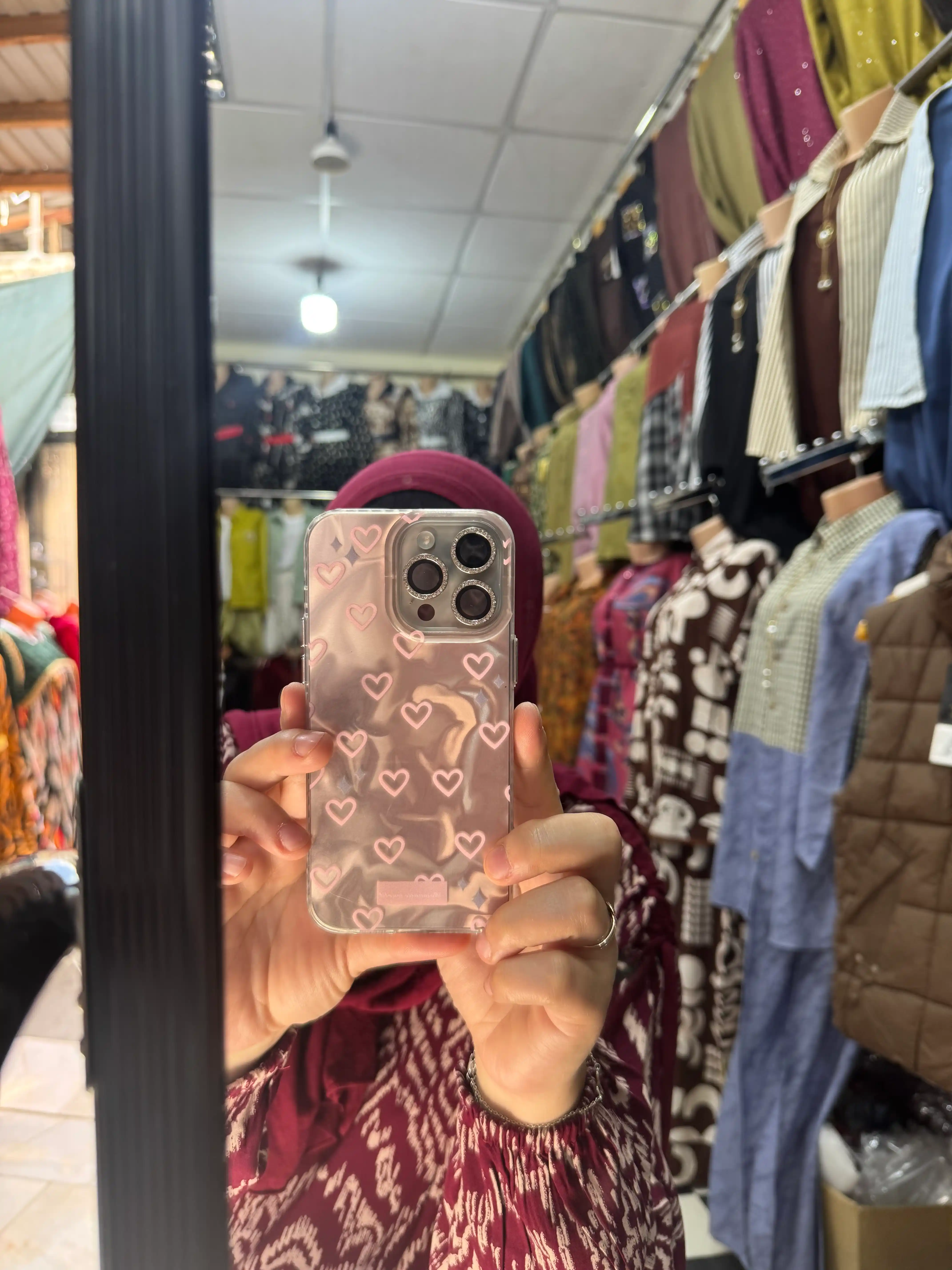 Chexol iPhone 11, 12, 13, 14, 15, 16, 17, Pro, Max, uchun Gilof,silikon, pushti, yuraklar