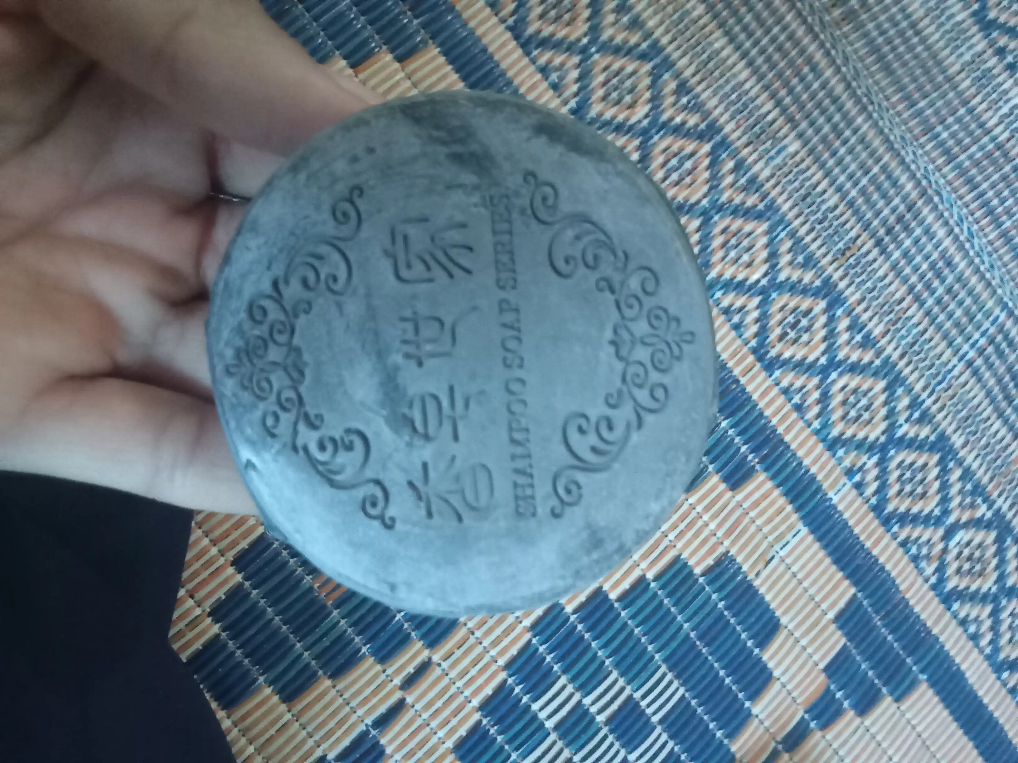 Shampun sovun to'kilishga qarshi, o'sish uchun va tokilishga qarshi Polygonum, qora sovun