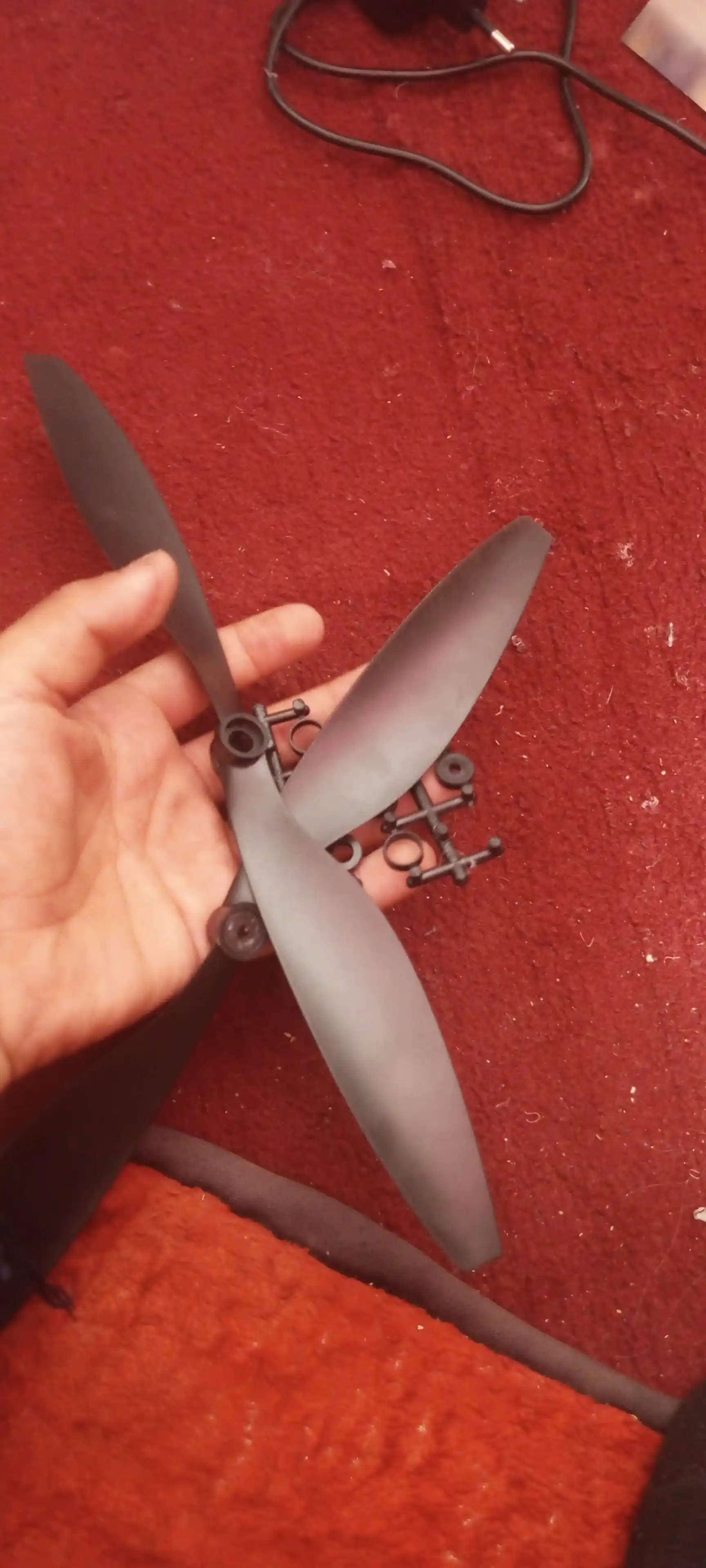 Parraklar 1045 Dronlar va modellar, 2 dona