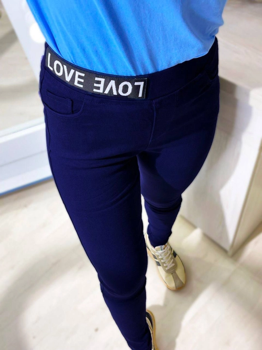 Ayollar uchun jinsi ko'rinishli leggings paxta elastik losina zamonaviy shim