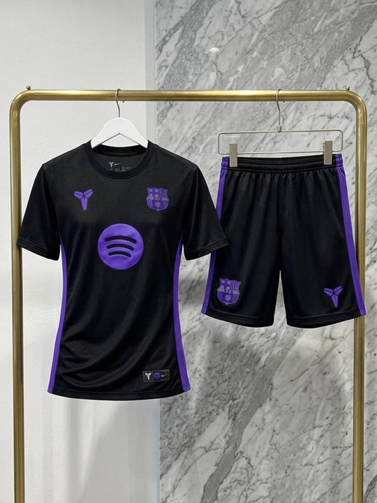 Turli klublarning 25/26-mavsumdagi futbol formalari, S-XXL o‘lchamlari