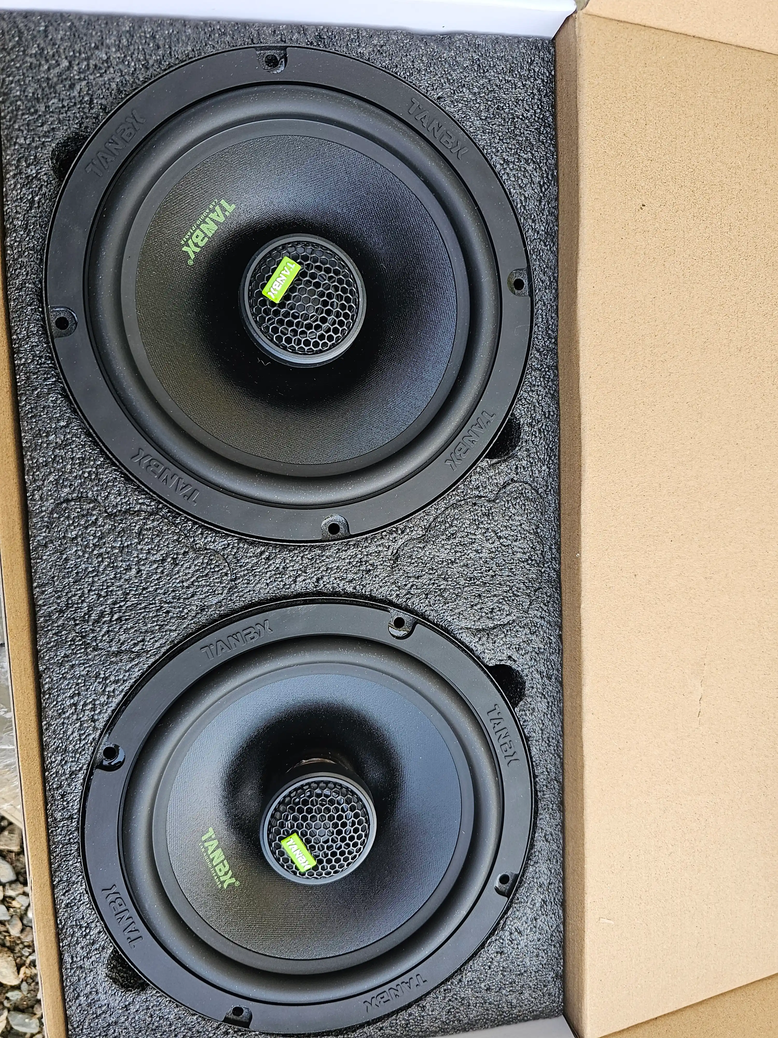 TANBX TB-T65MAX avtomobil kolonkalari, 6,5" 16 sm, 200 Vt, koaksial
