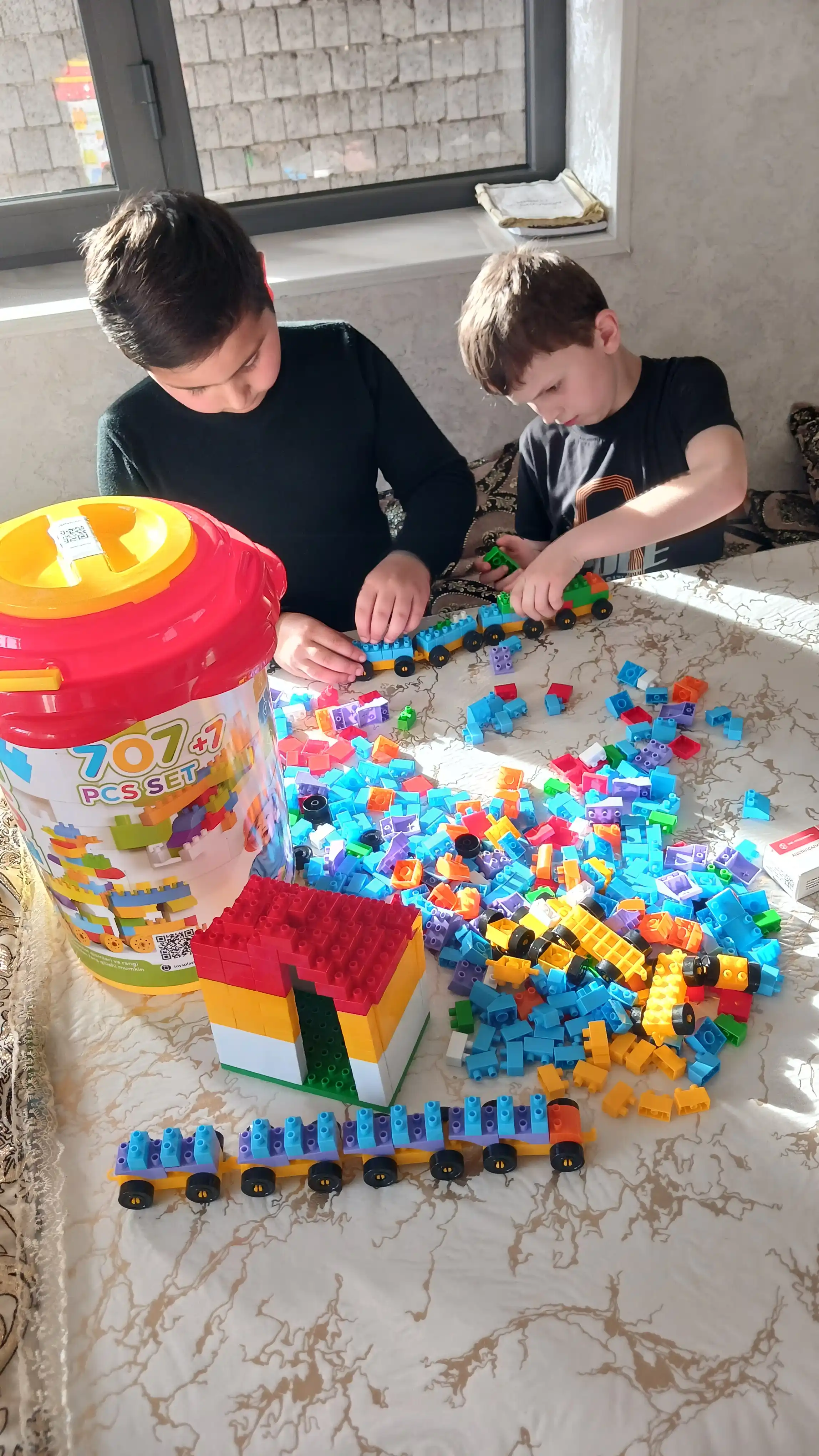 Konstruktori Bricks and Blocks,  bolalar uchun rivojlantiruvchi o‘yinchoqlar
