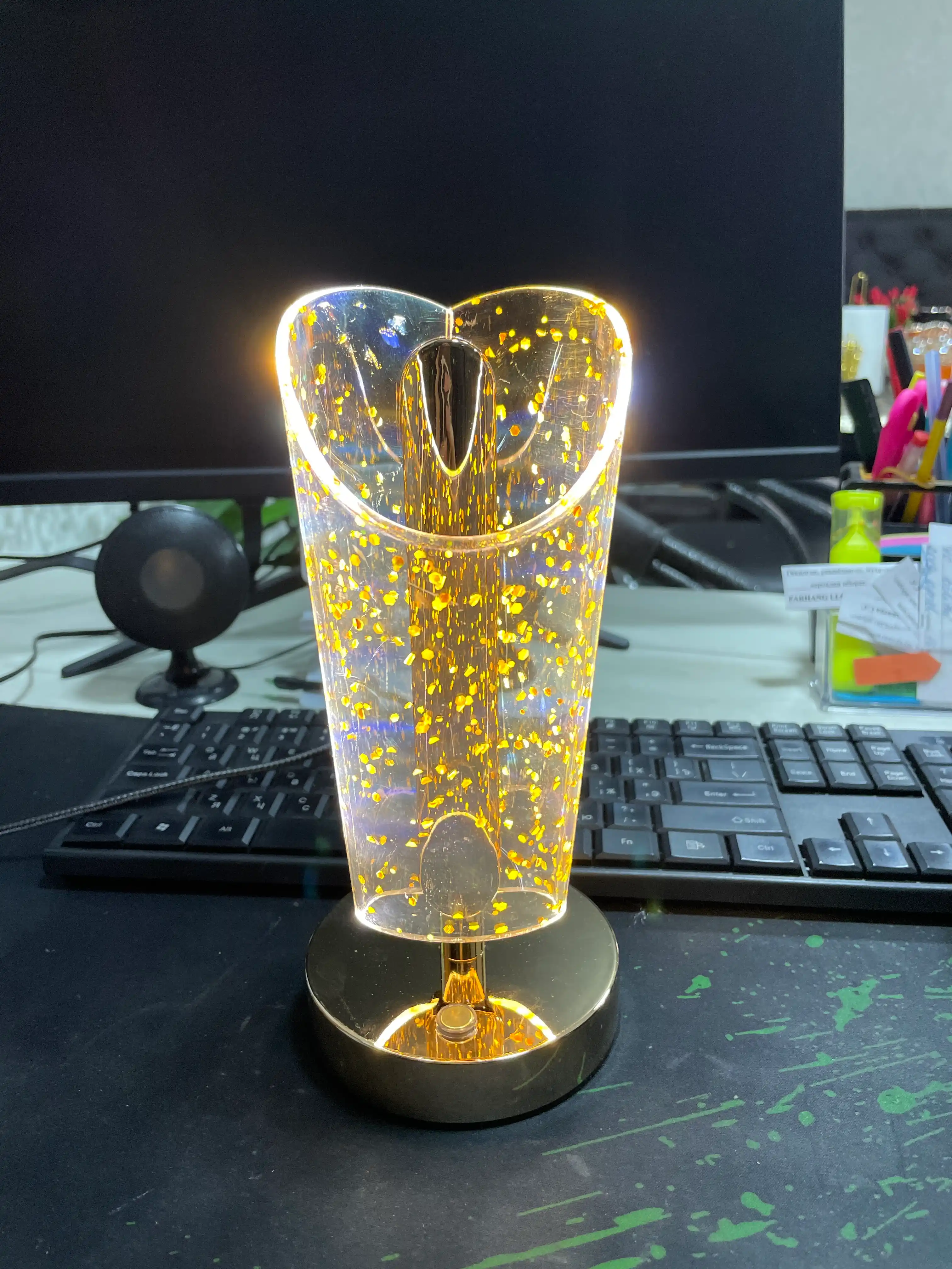 Stol chiroqchasi, sensorli Led, 3 xil yorug'lik darajasi