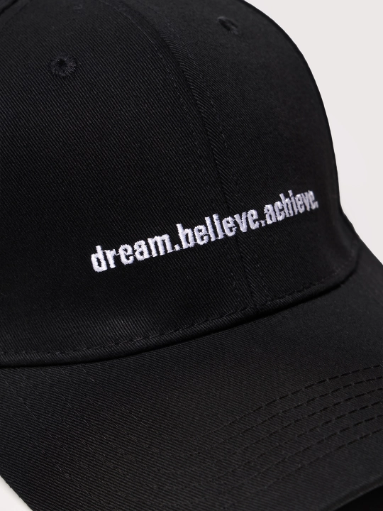 Кепка бейсболка с вышивкой DREAM BELIEVE JT9503-9452
