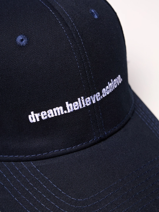 Кепка бейсболка с вышивкой DREAM BELIEVE JT9503-9452