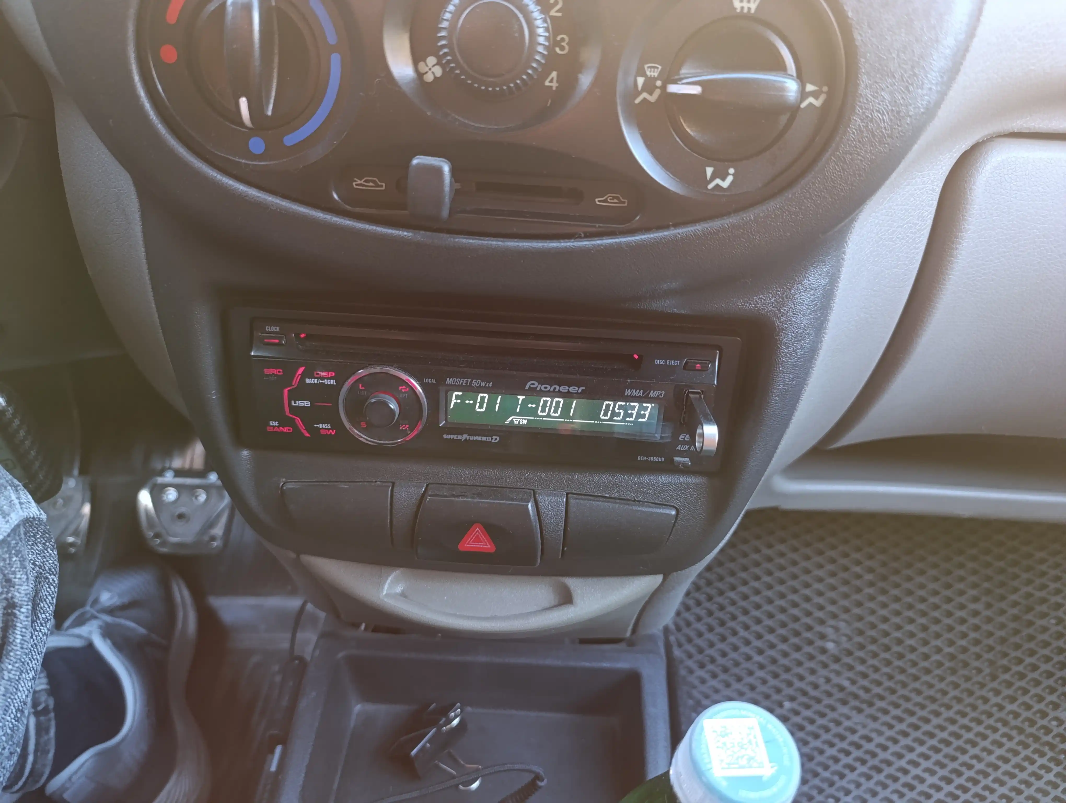 Bluetooth USB adapter — kolonka va mashina magnitolasiga telefonni simsiz ulash uchun