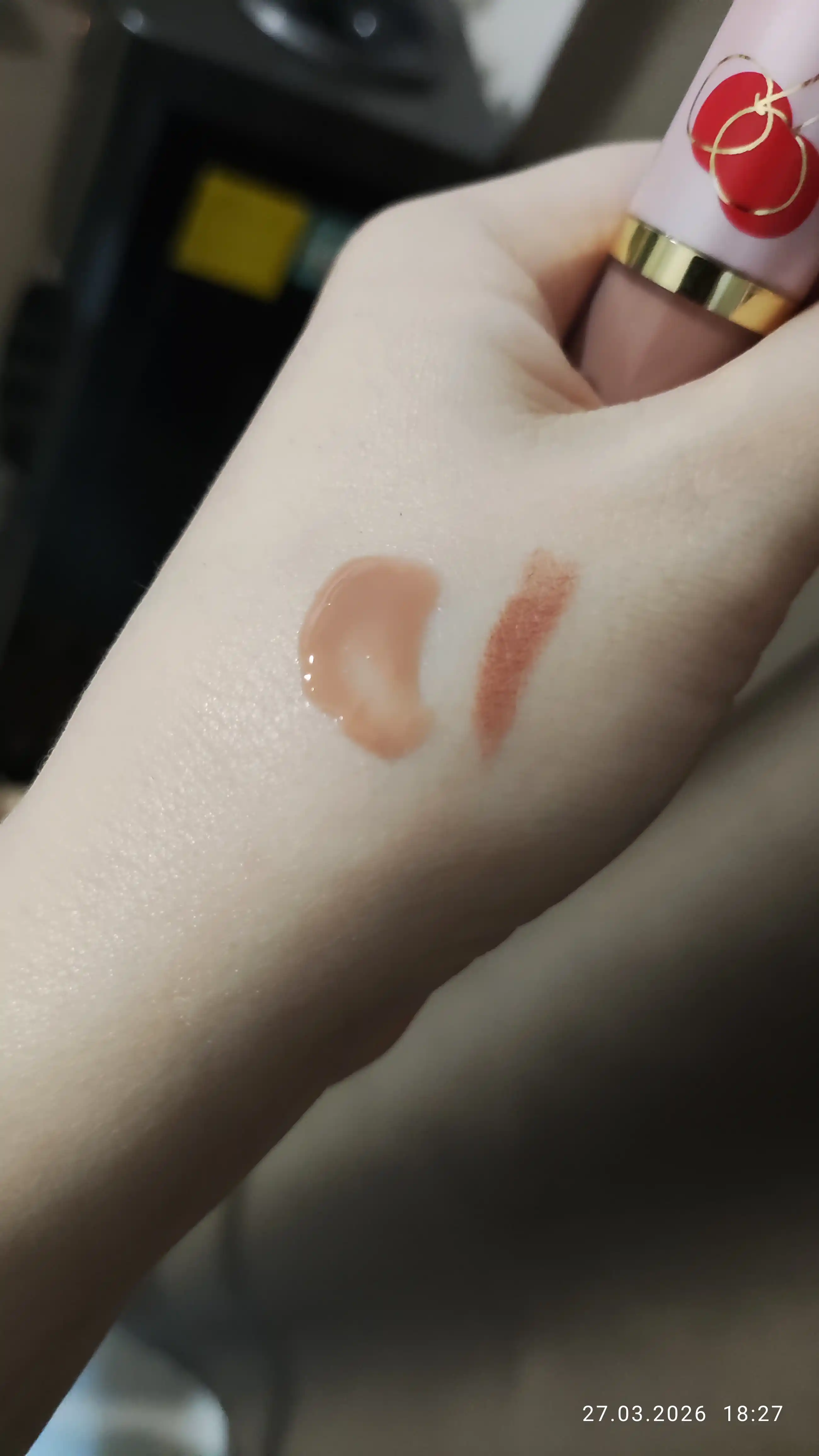 Карандаш для губ Vivienne Sabo Crayon Gel a levres Le grand volume