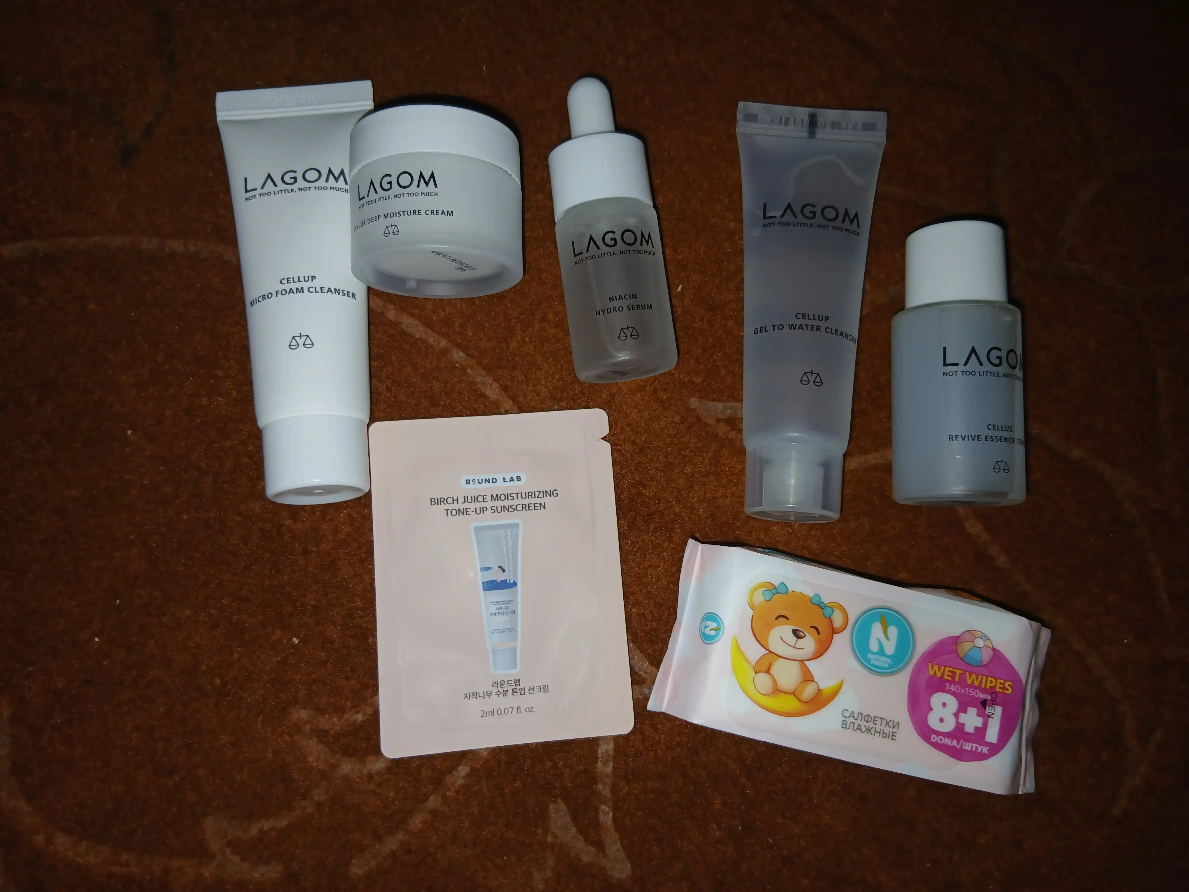 LAGOM TRAVEL KIT набор средств с косметичкой
