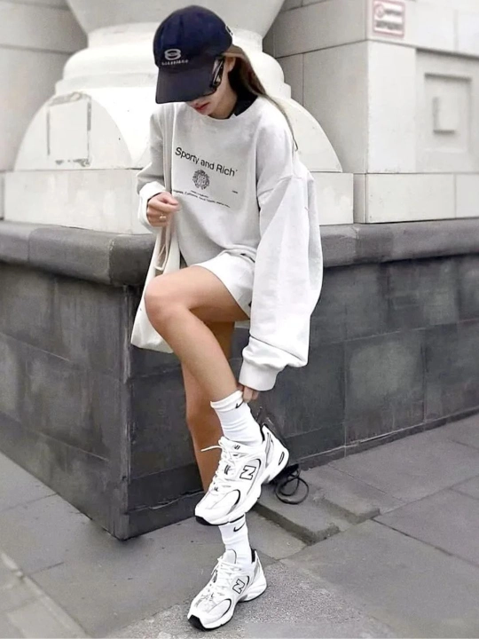 New Balance 530 Ayollar krossovkasi
