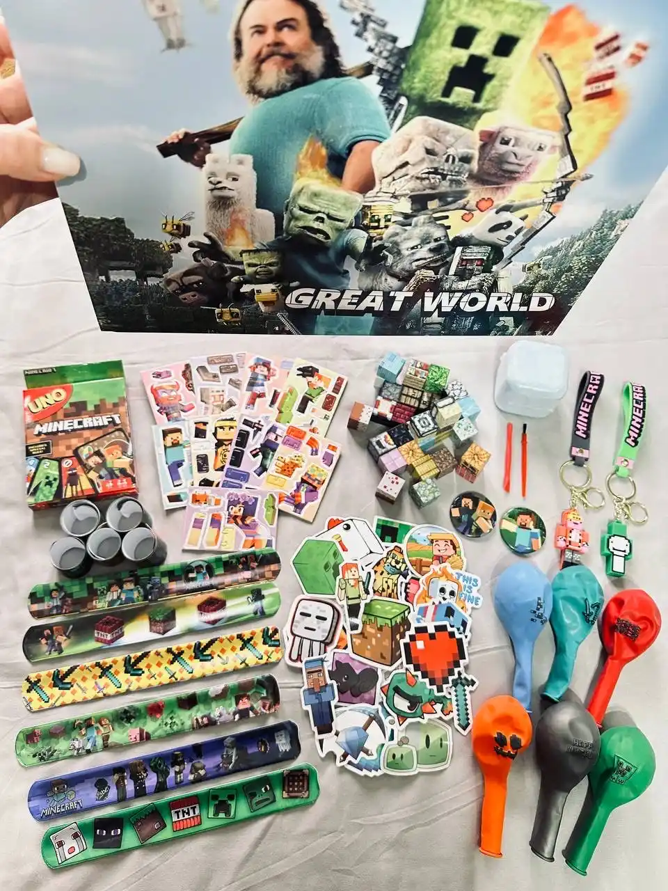 Advent taqvimi, qizlar va o‘g‘il bolalar uchun o‘yinchoqlar Kuromi, Hello Kitty, Stitch, Huntrix, Minecraft