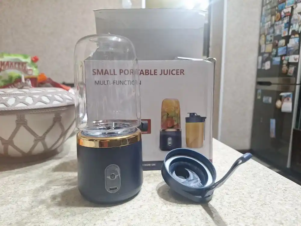 Smuzi va kokteyllar uchun simsiz mini blender, ko'chma, elektr shaker