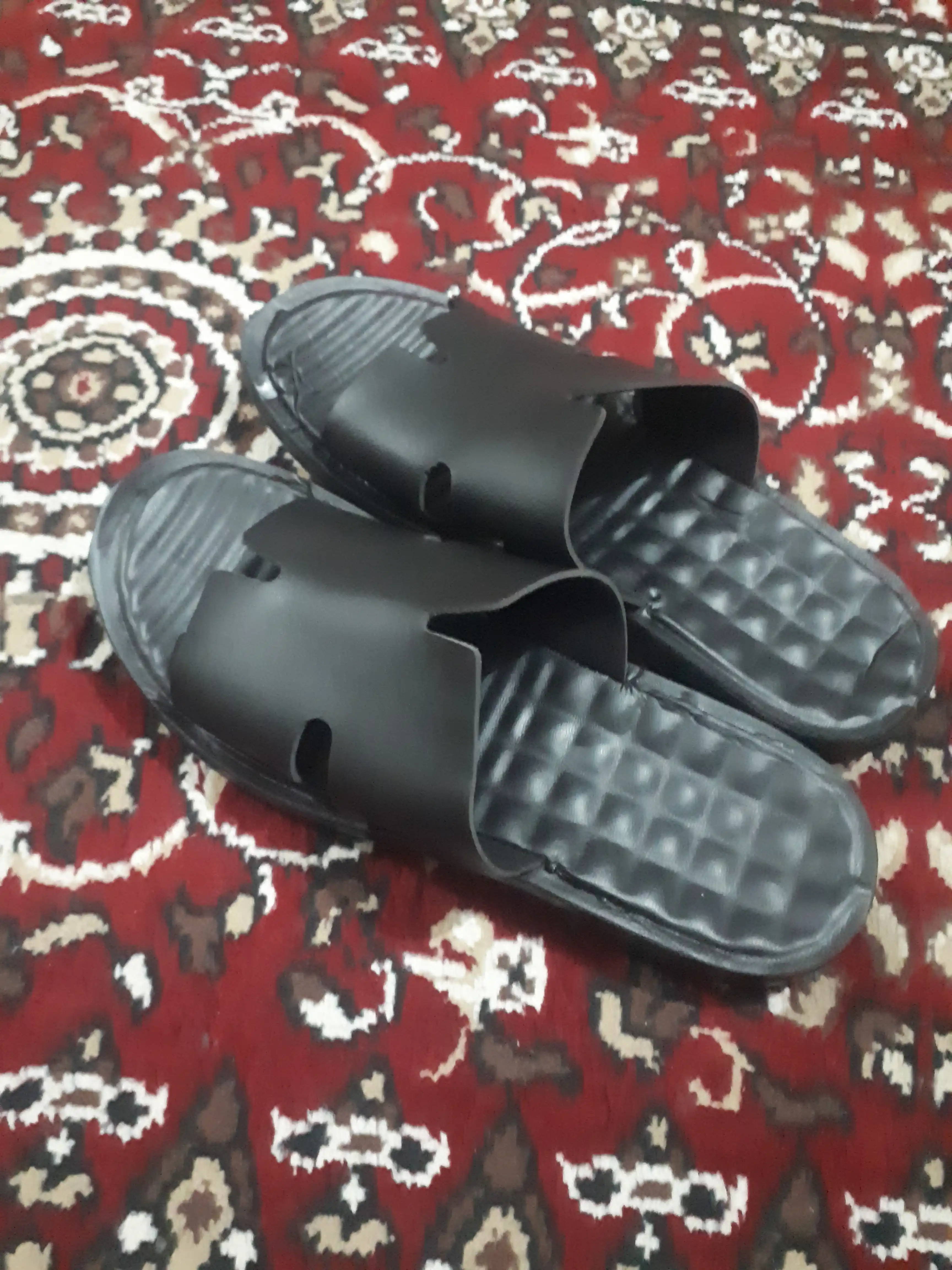 Erkaklar oyoq kiyimlari, Hermes shippaklari, 39-44