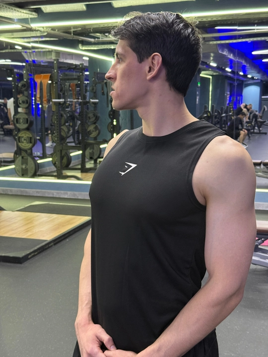 Erkaklar uchun mayka Gymshark, kompression, sport, elastik, tez quriydigan, fitnes uchun