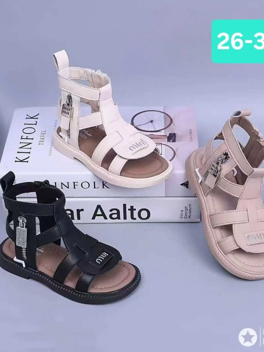 Босоножки для девочек