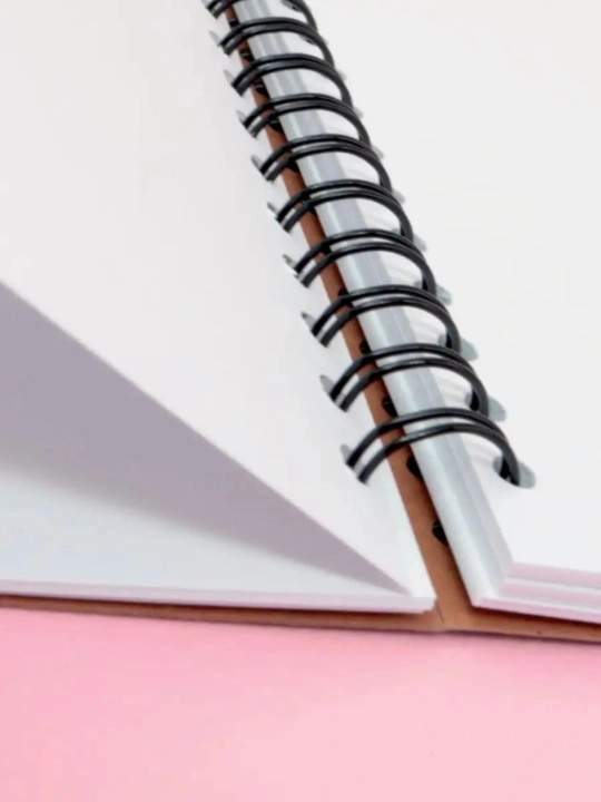 Sketchbuk, usti taxtali oq sketchbuk, qora rangli sketchbuk