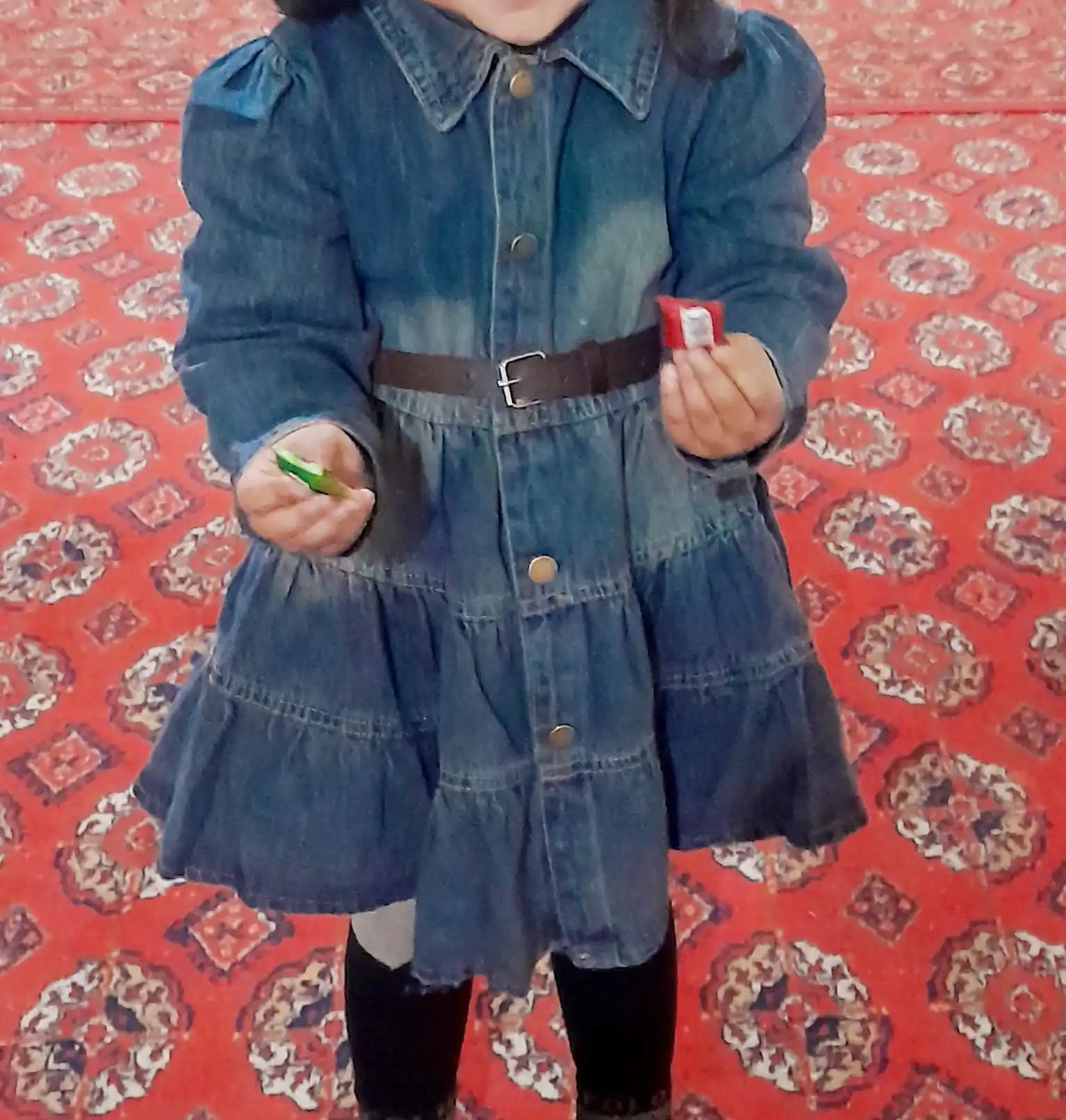 Qizlar uchun jinsi ko‘ylak, zamonaviy, belbog‘li, 4-6 yosh