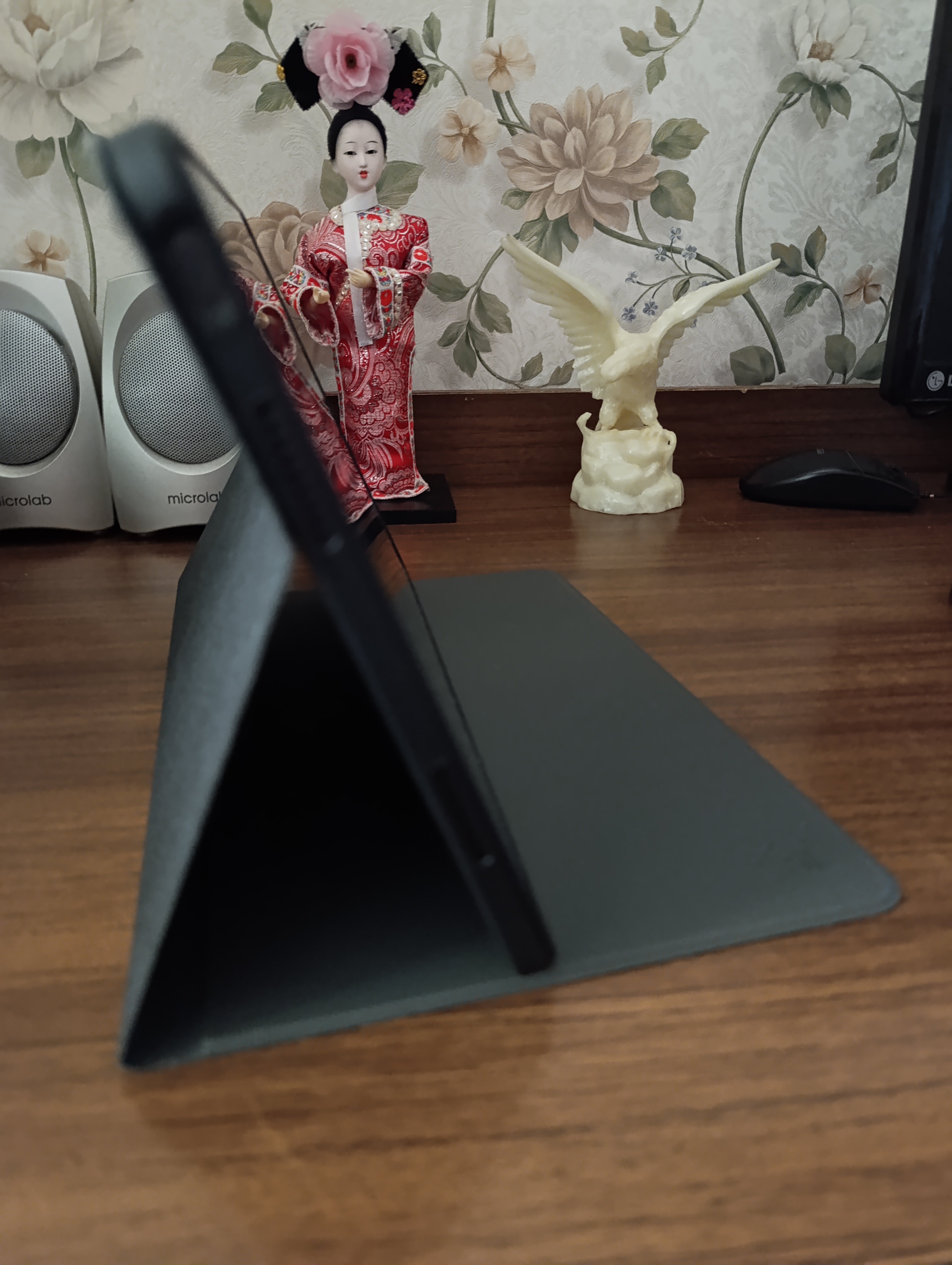 Xiaomi Redmi Pad Pro uchun g‘ilof, 12.1"/ Xiaomi Poco Pad, 5G, X-level