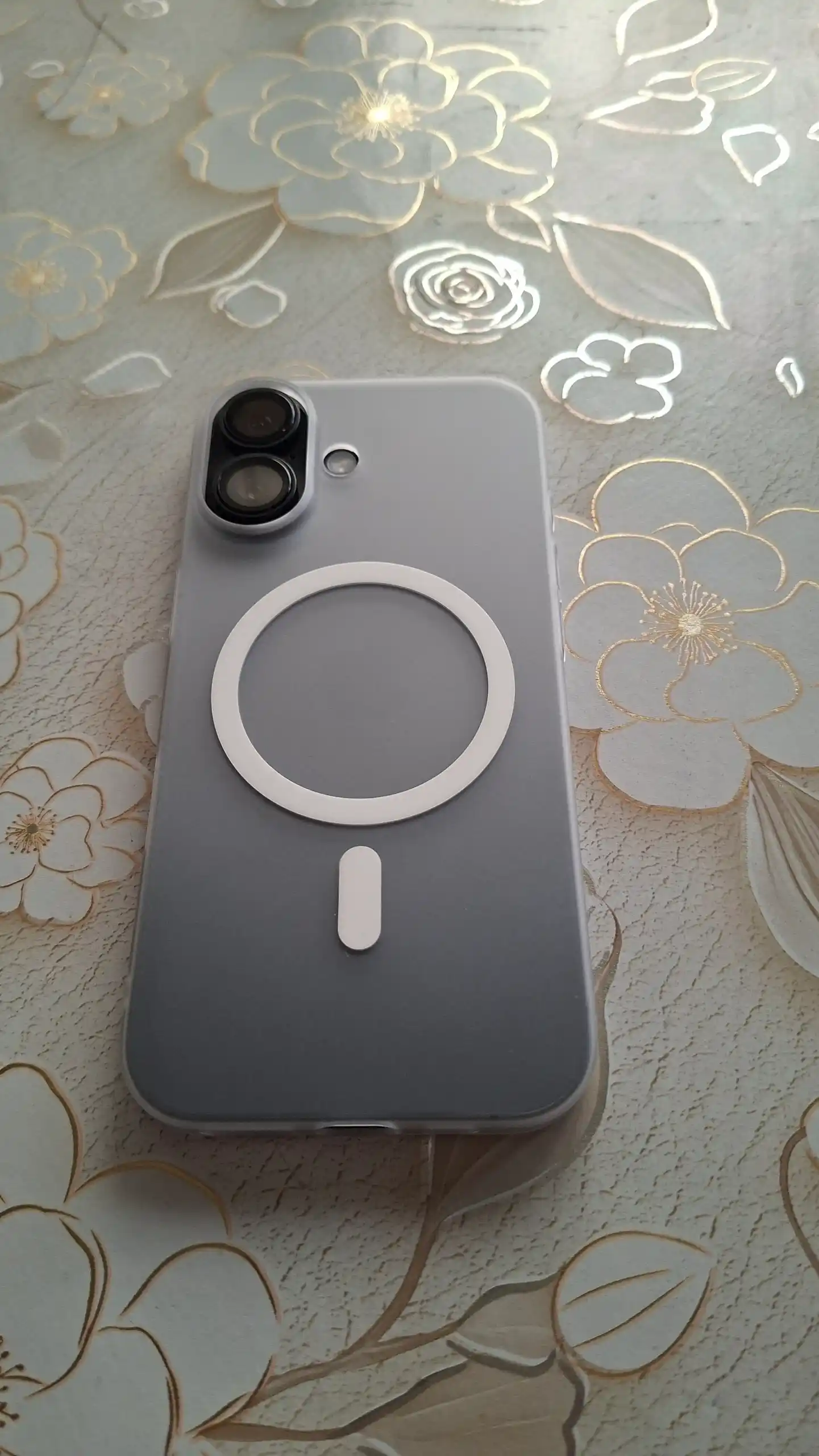 Shaffof mat MagSafe chexol iPhone 17 16 15 14 13 Pro / Air / Pro Max uchun