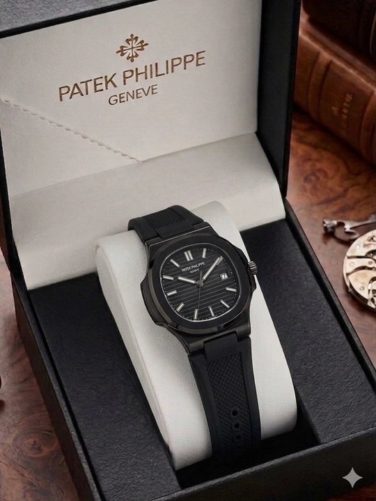 Наручные часы Patek Philippe Aquanaut с зелёным циферблатом и каучуковым ремешком